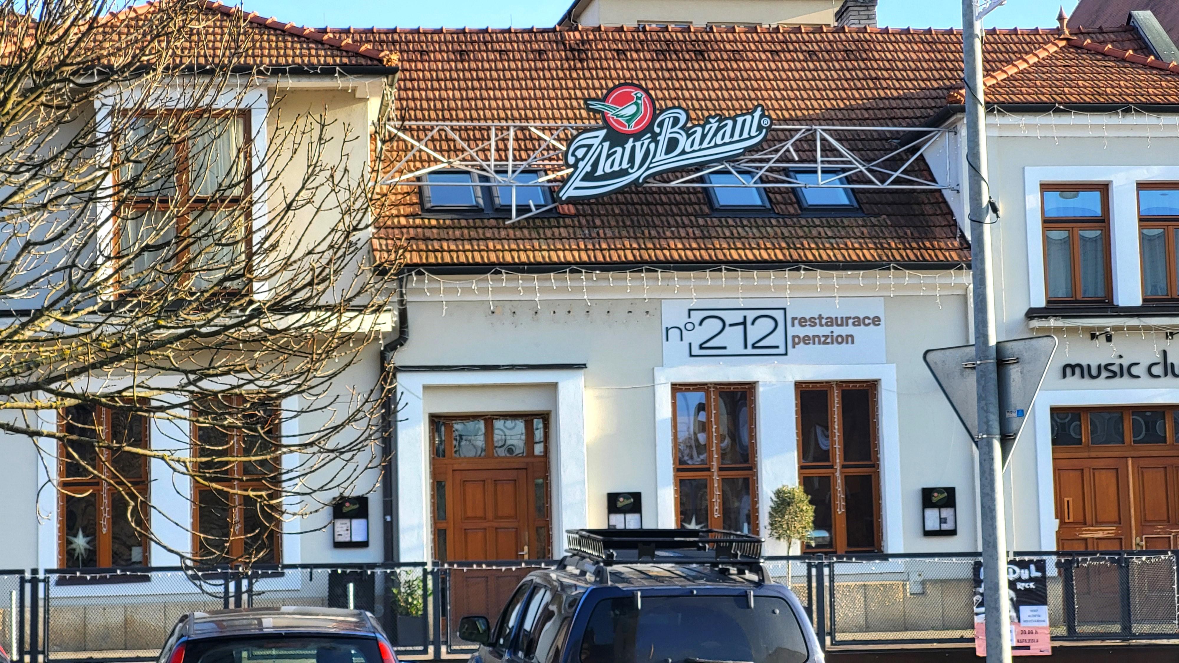 No 212 restaurace a penzion foto 2