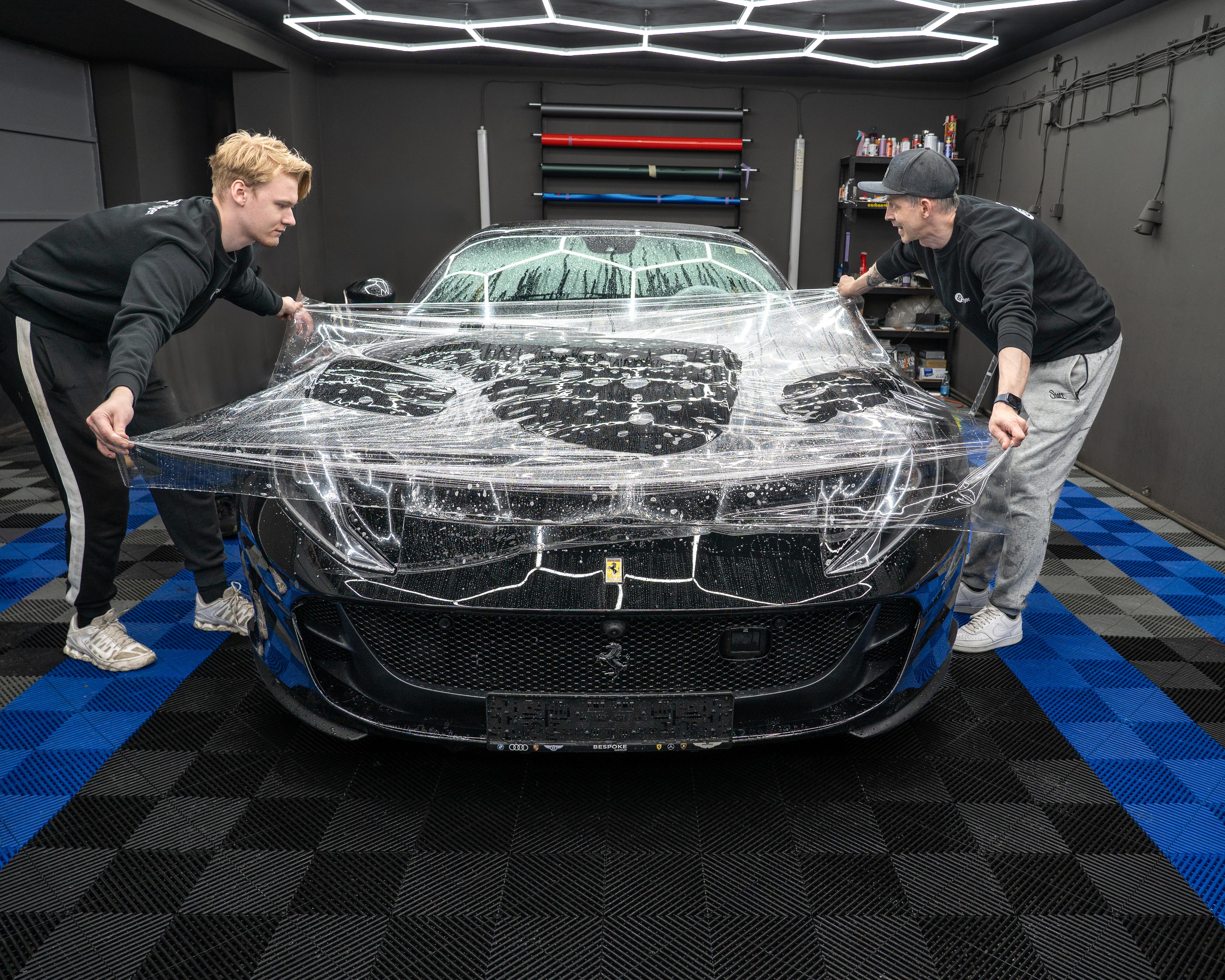 Dwiger Automotive foto 2