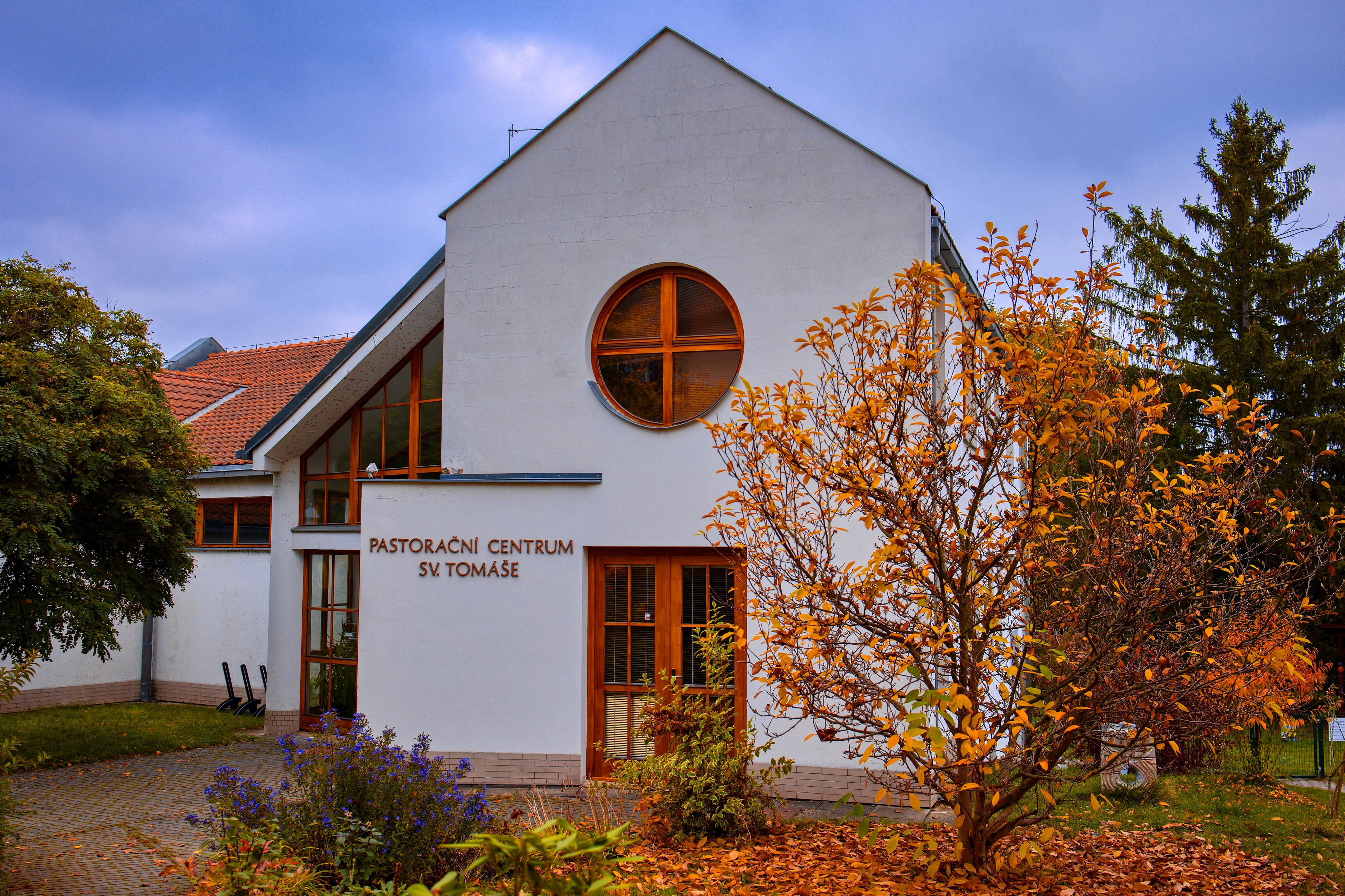 Římskokatolická farnost Dobříš a Pastorační centrum sv. Tomáše foto 3