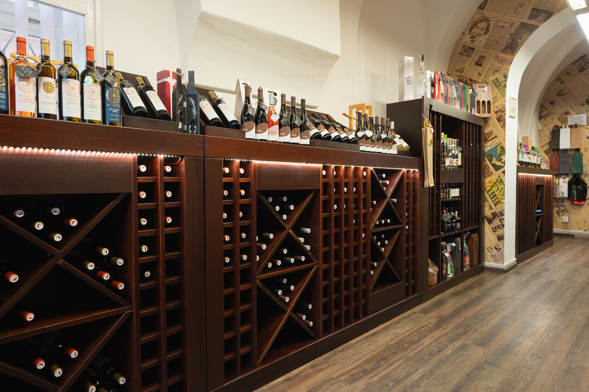 Veselá Vinotéka foto 4