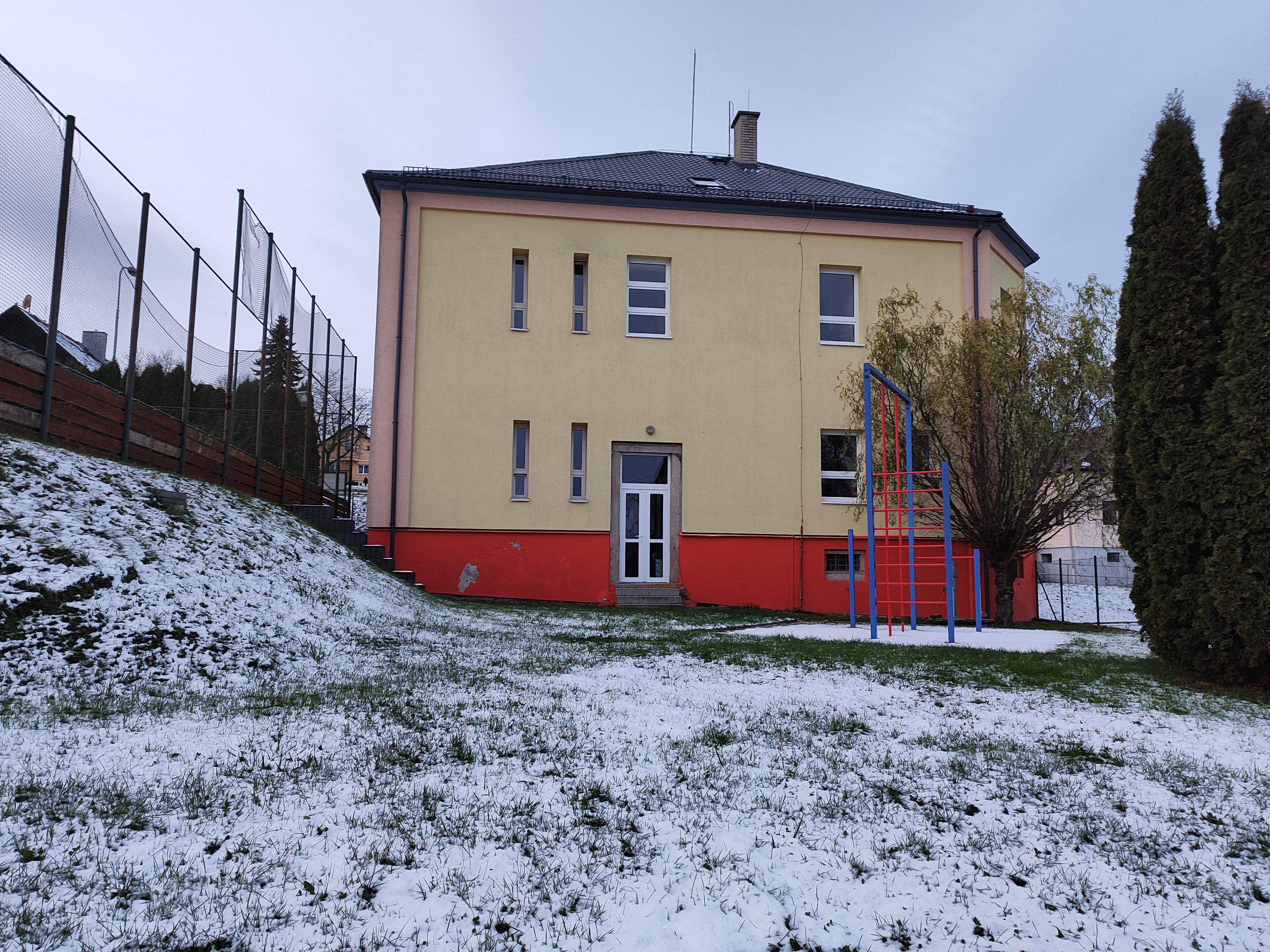 Základní škola Všeruby, okres Domažlice foto 2