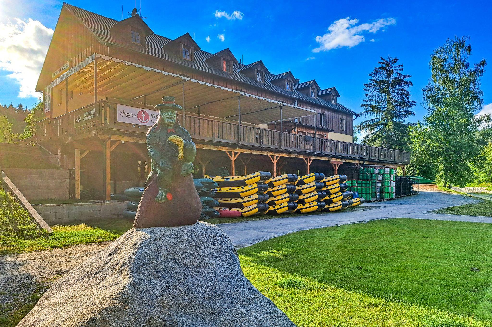 Půjčovna lodí INGEtour