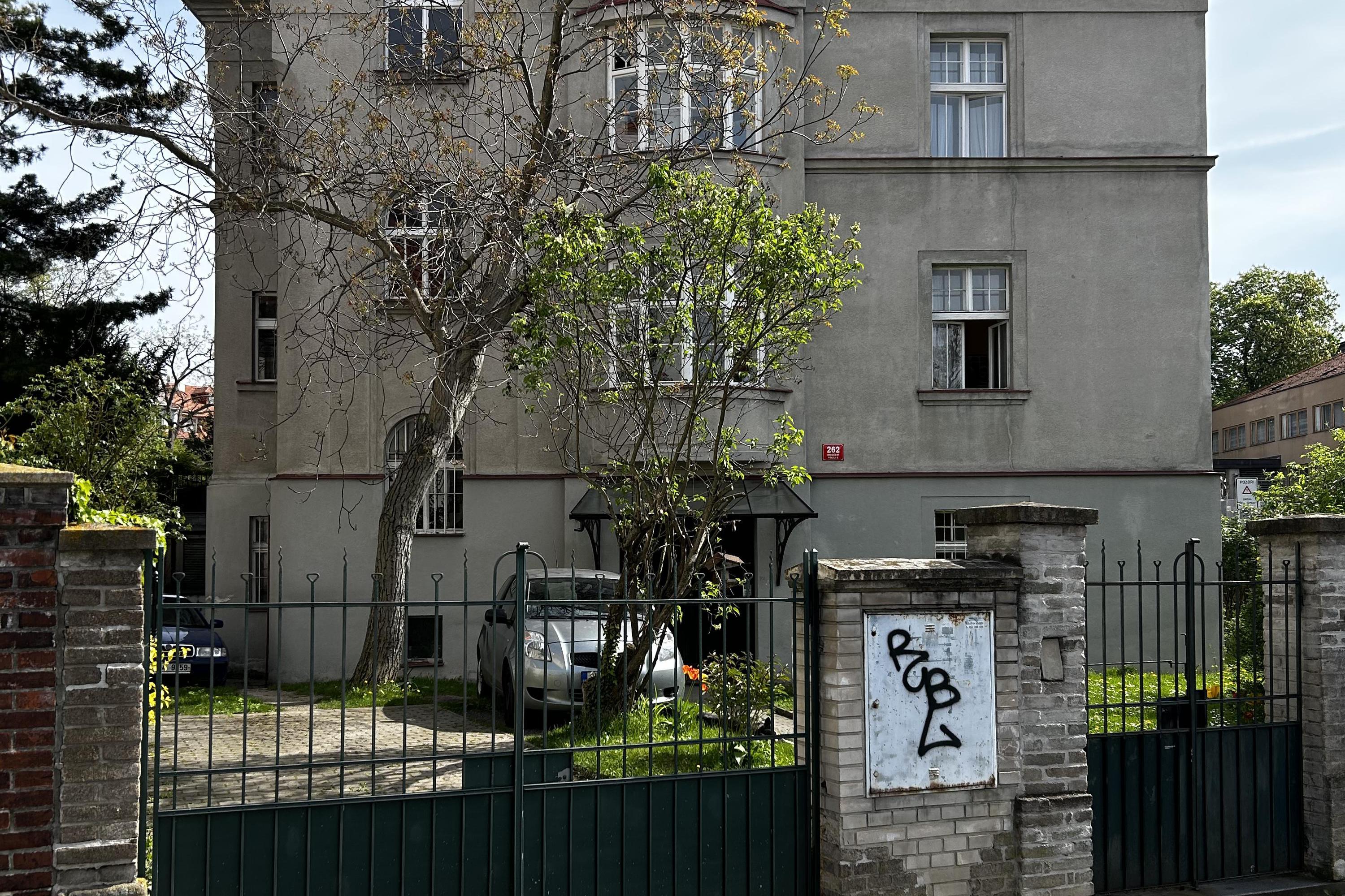 STF AU! Štefanič/ová architekti a urbanisté