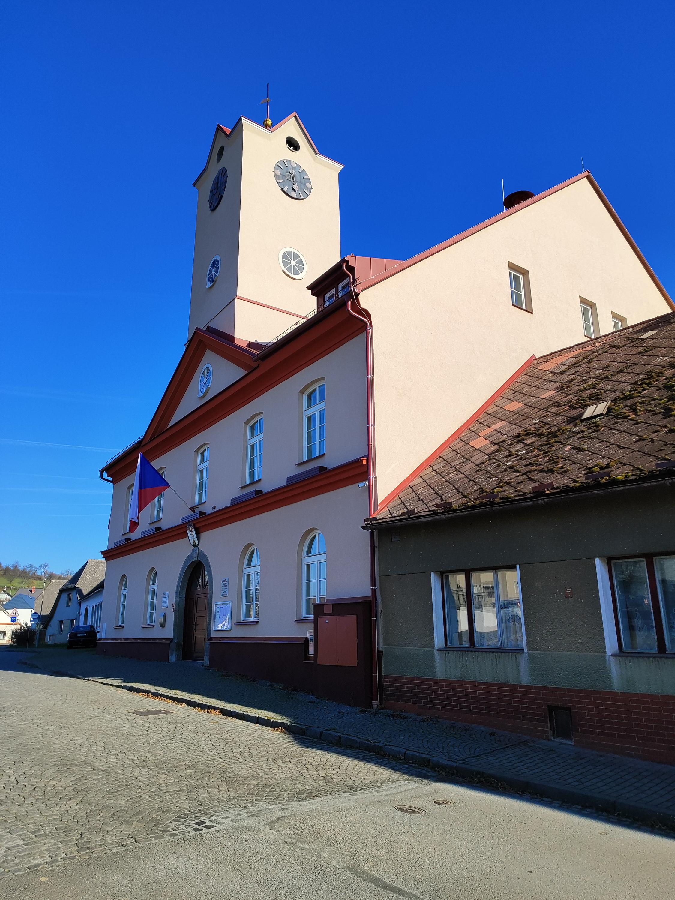 Knihovna Strážov foto 3