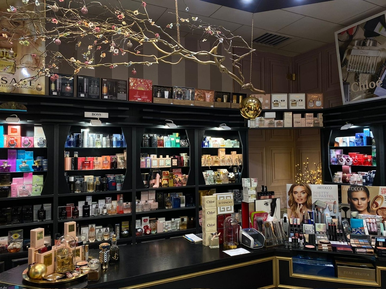 Parfumerie Beauty foto 3