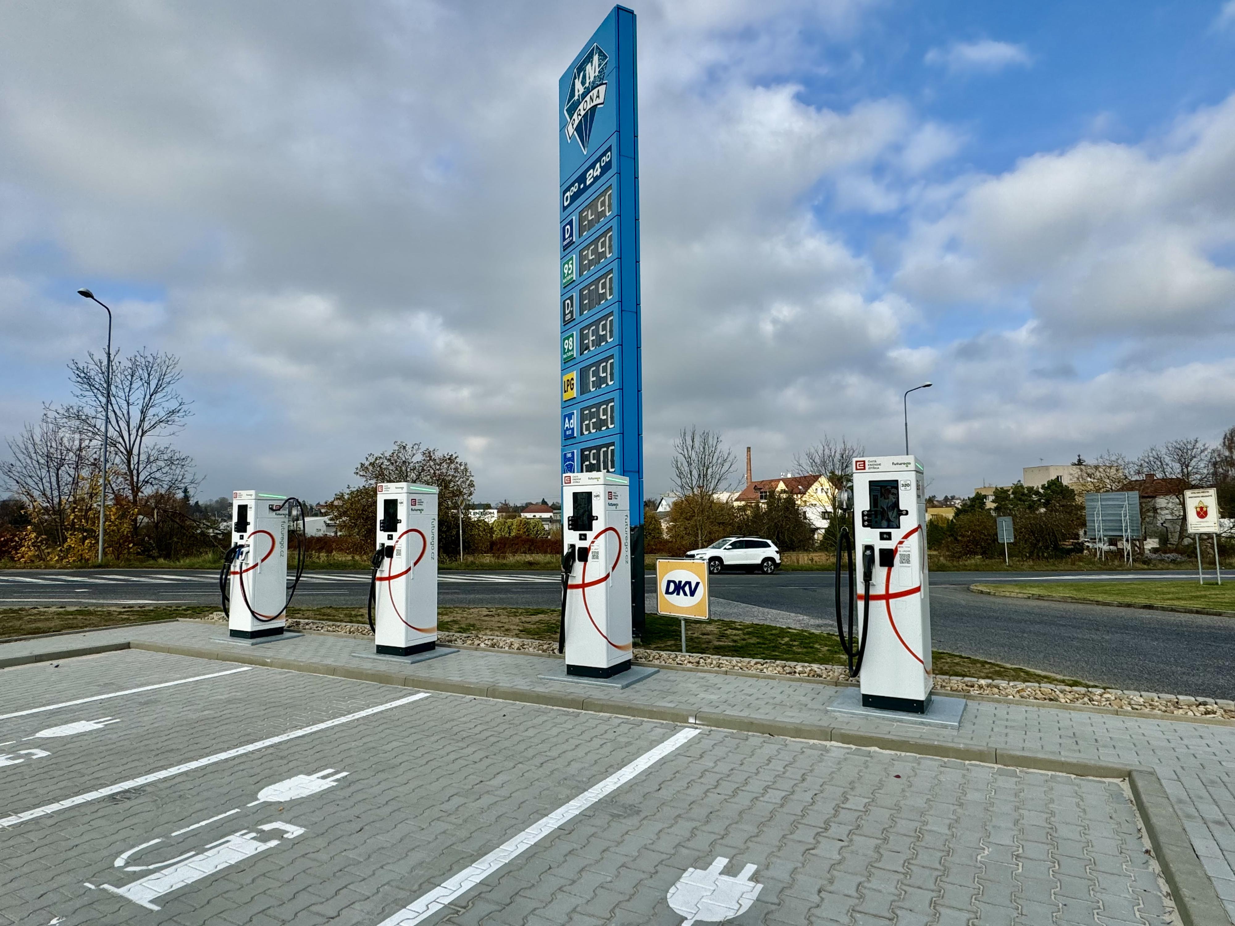 Nabíjecí stanice ČEZ