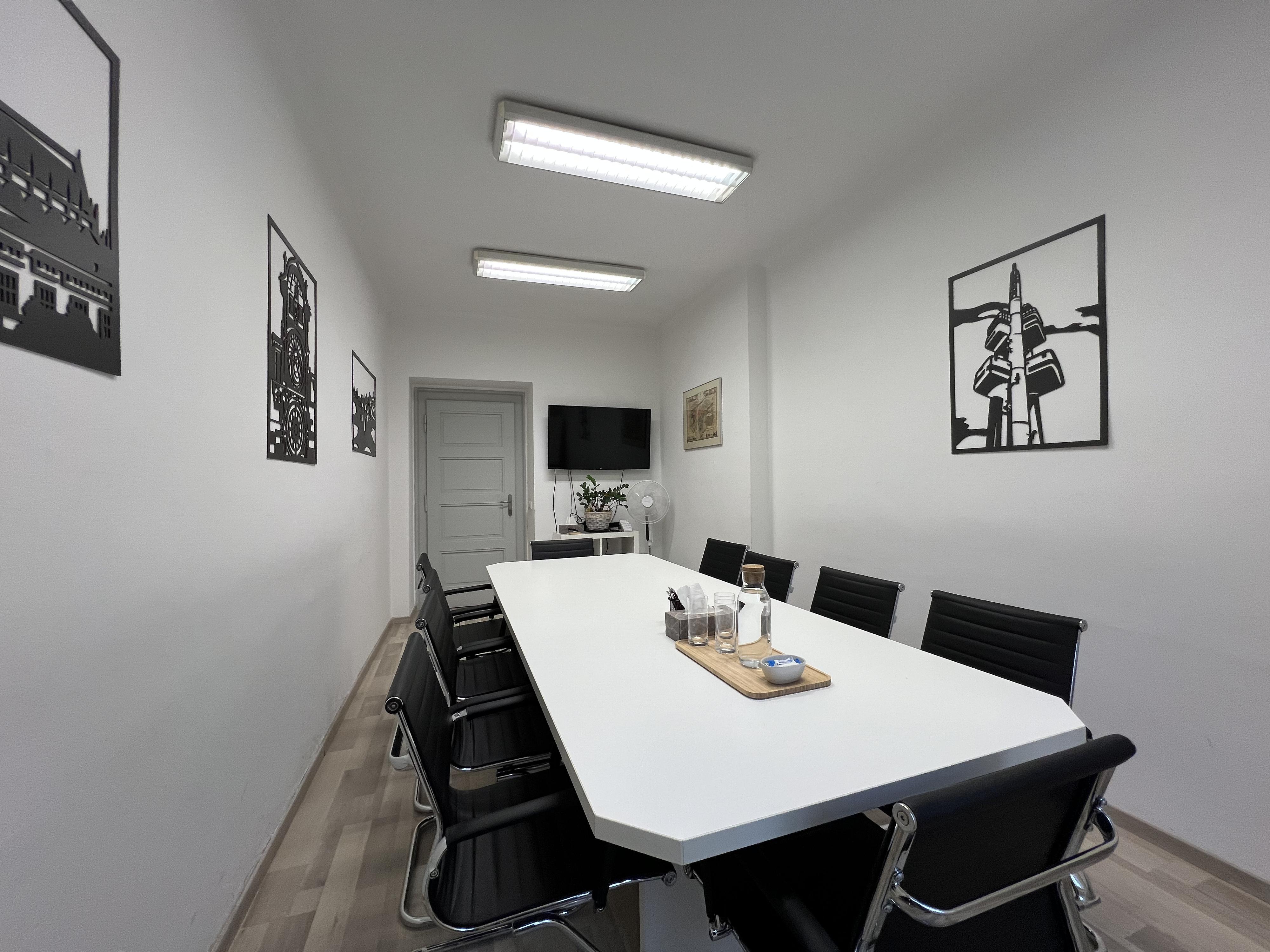 House Heroes s.r.o. foto 2