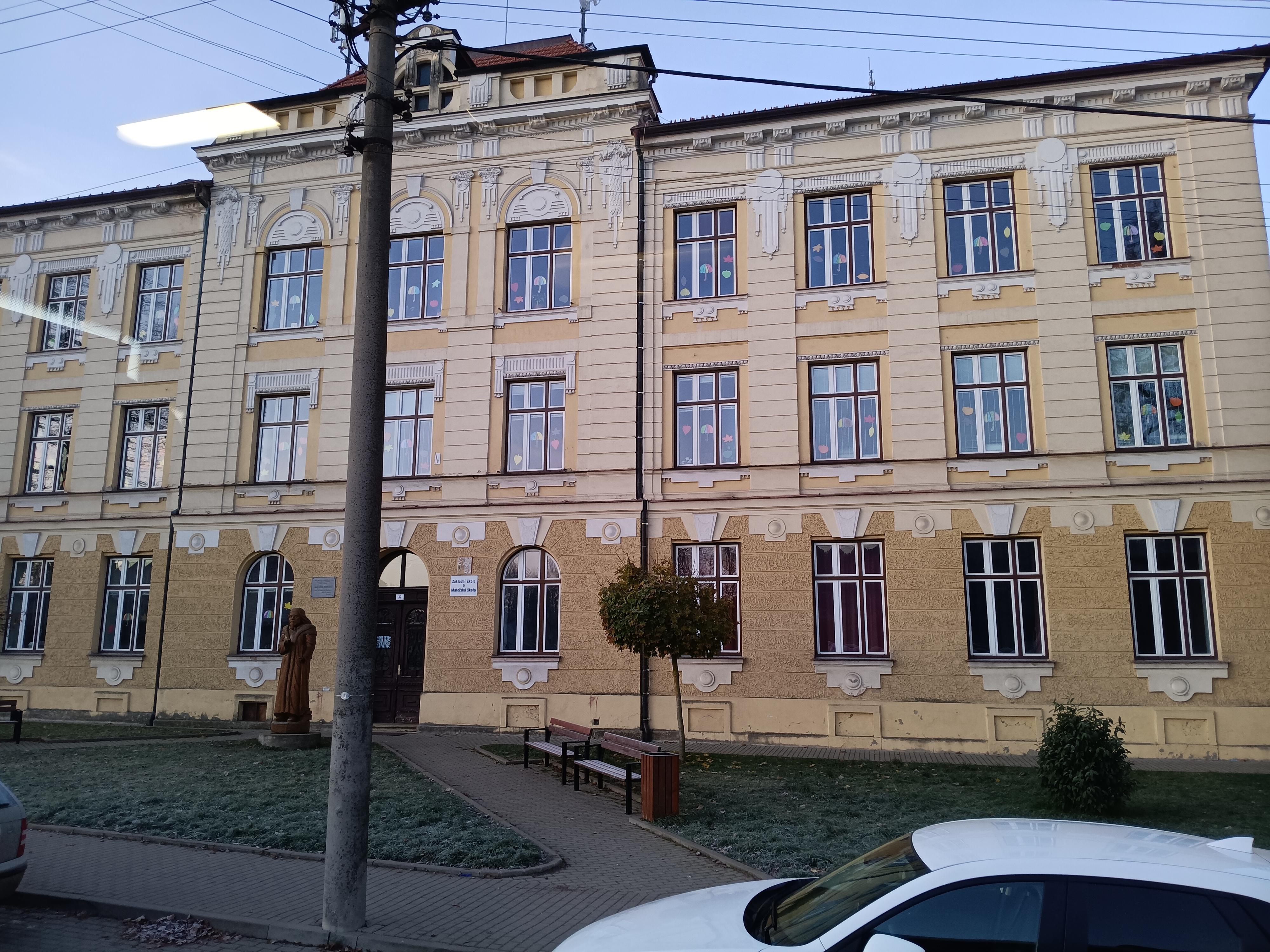 ZŠ a MŠ Kunštát foto 2