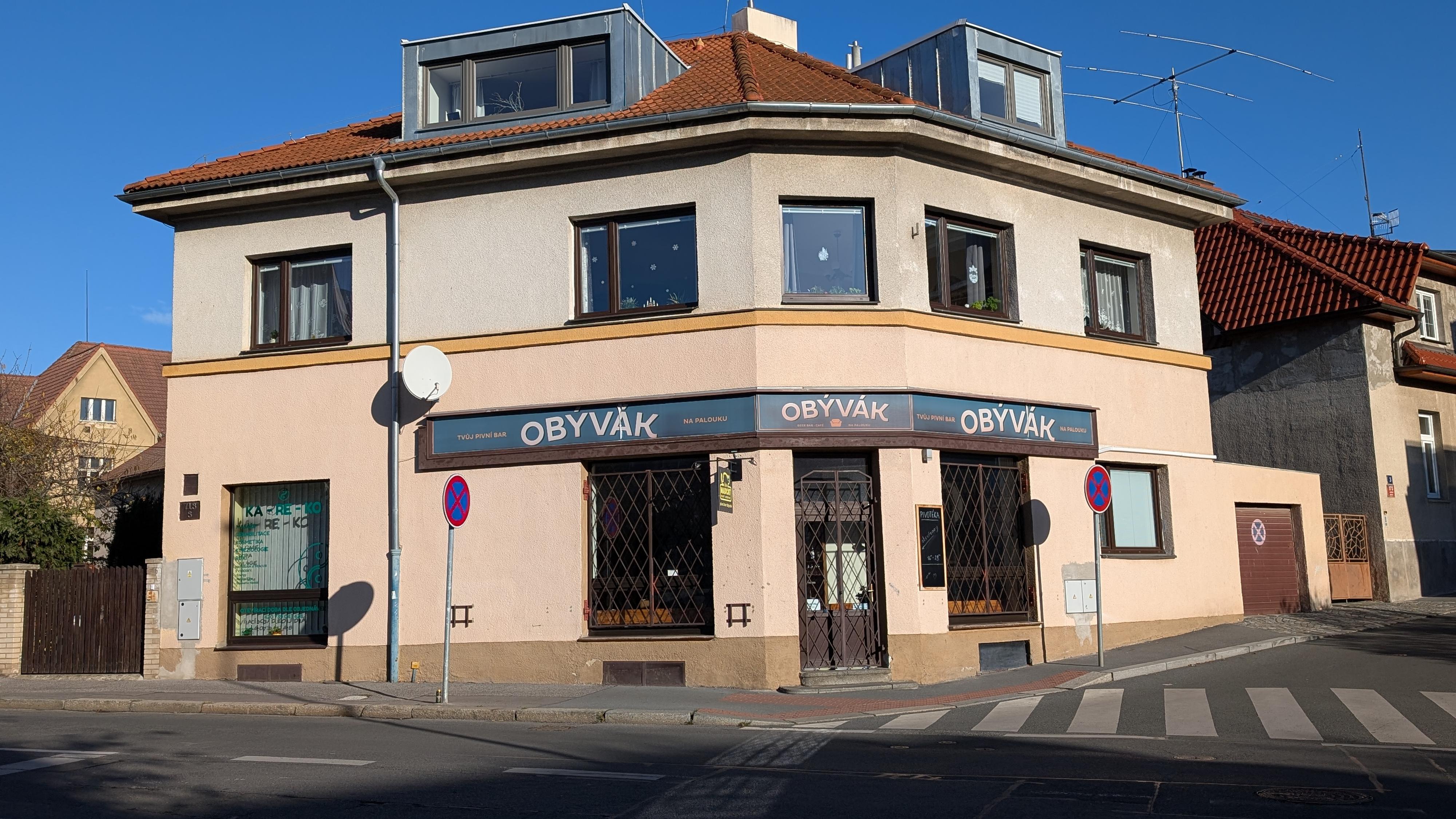 Obývák - tvůj pivní bar foto 5