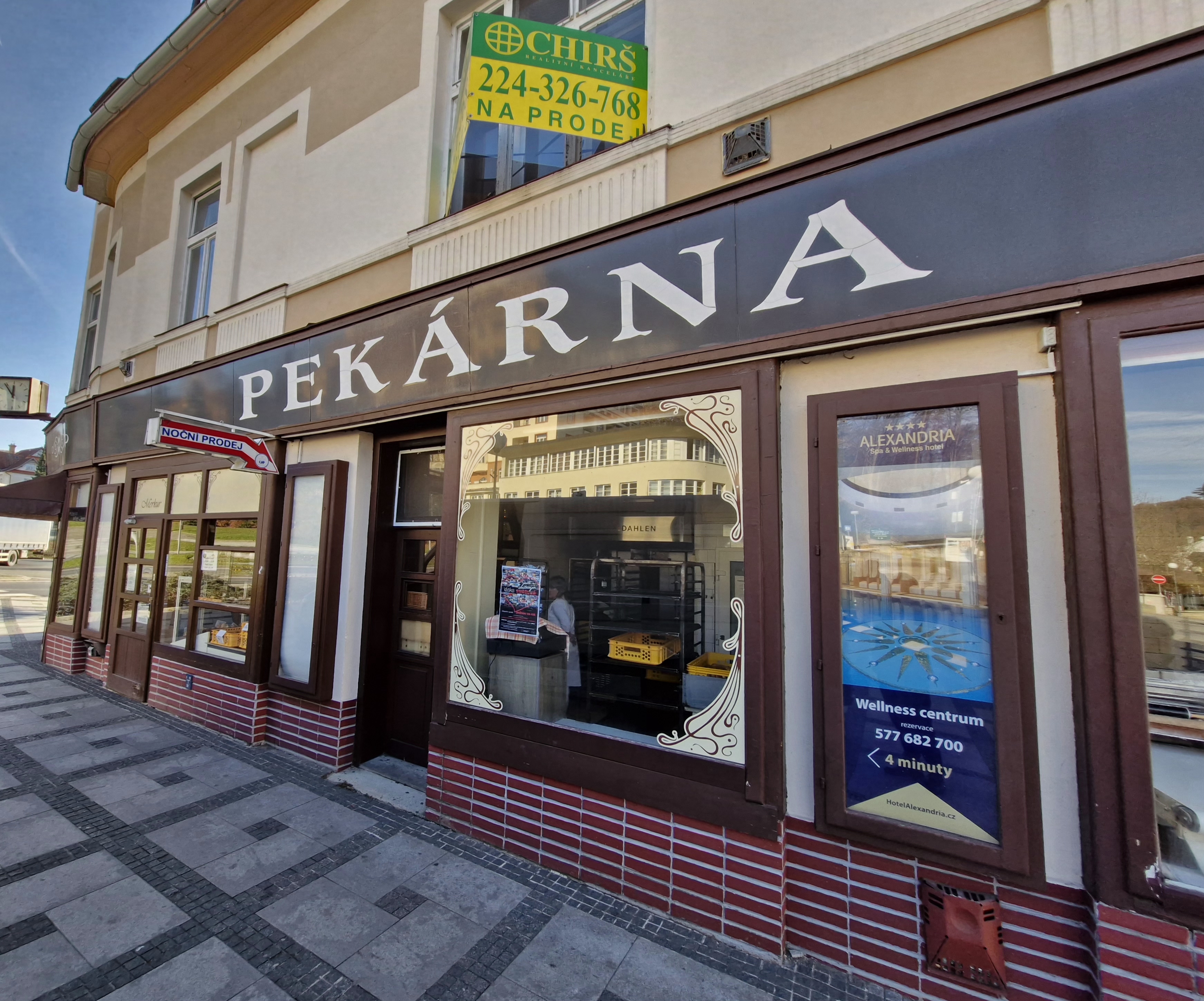 Pekárna a cukrárna Merkur foto 3