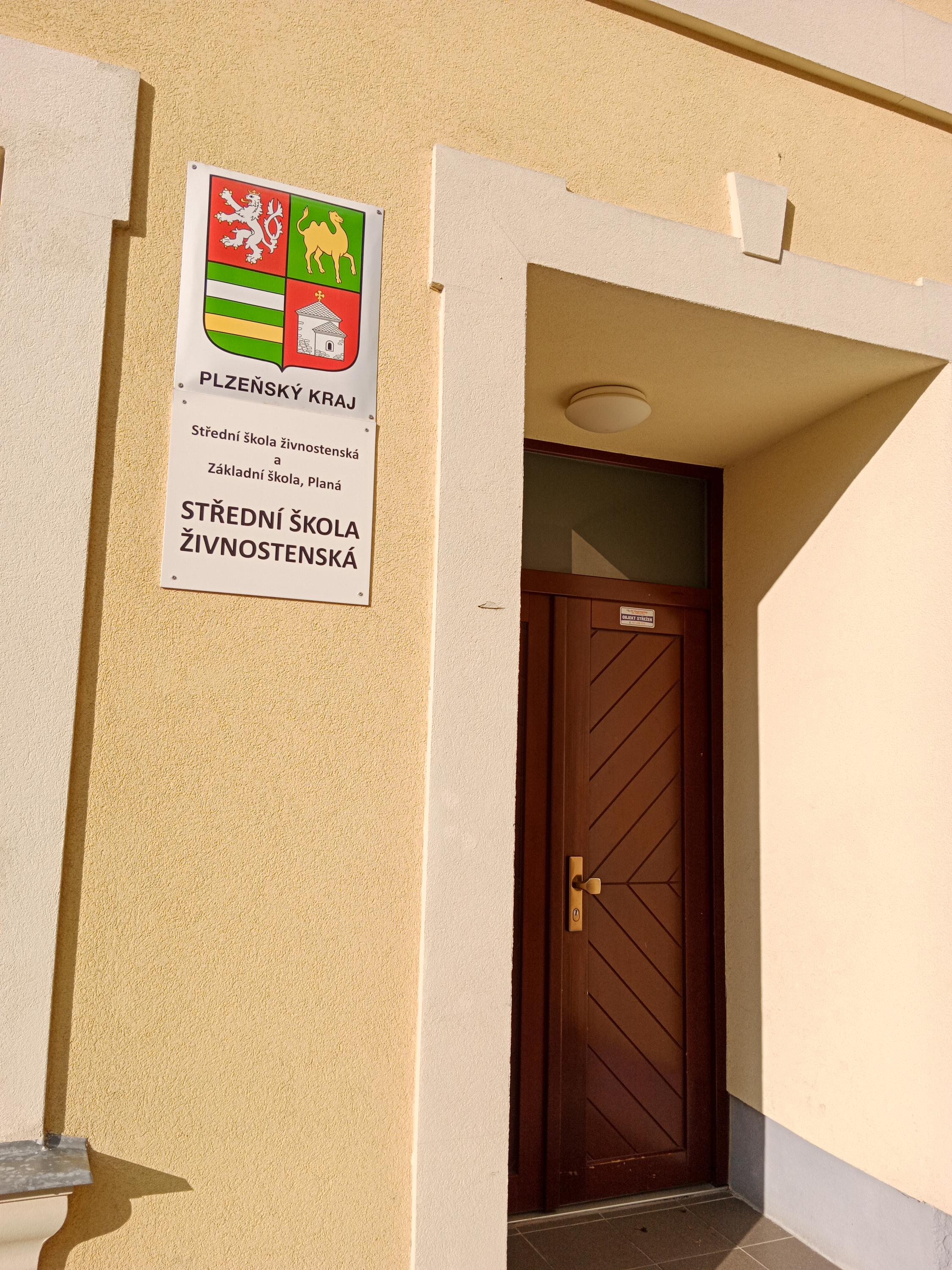 Střední škola živnostenská a Základní škola, Planá foto 3