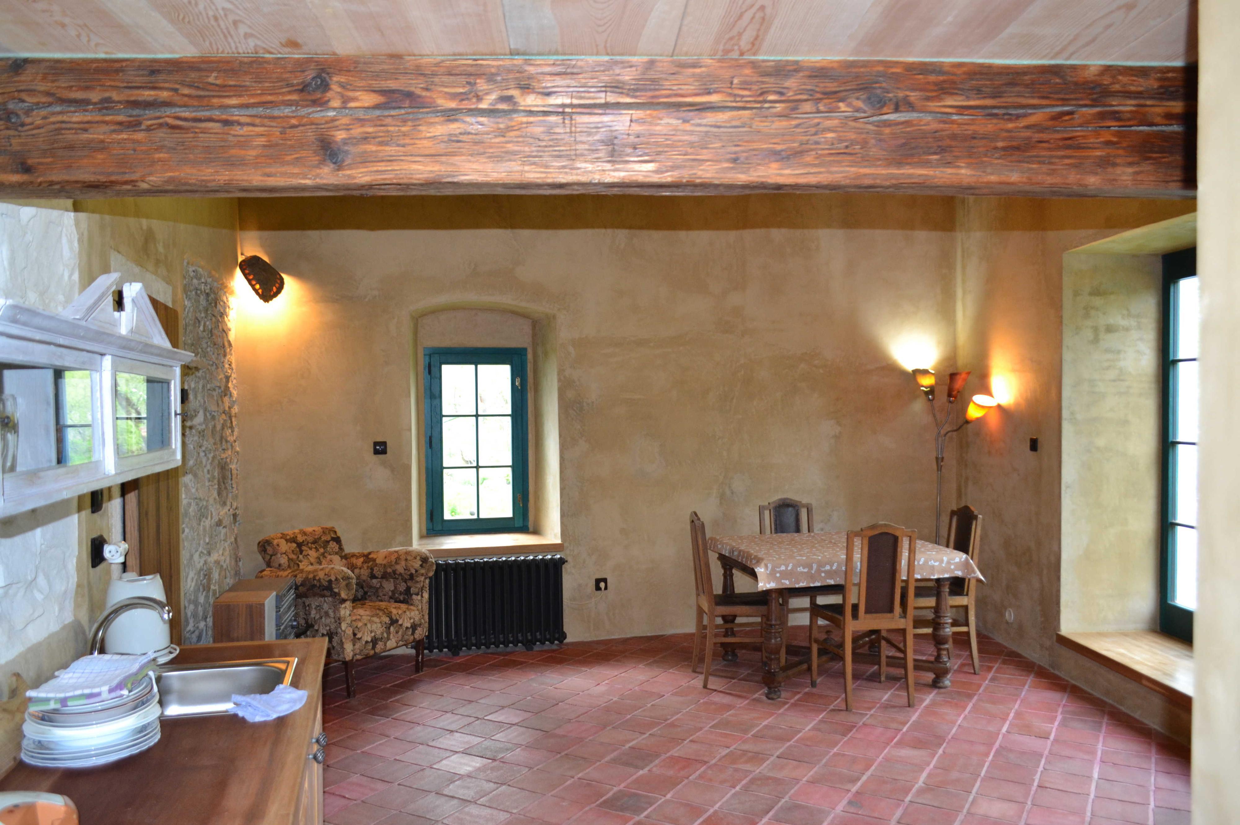 Chalupa U kamenného stolu