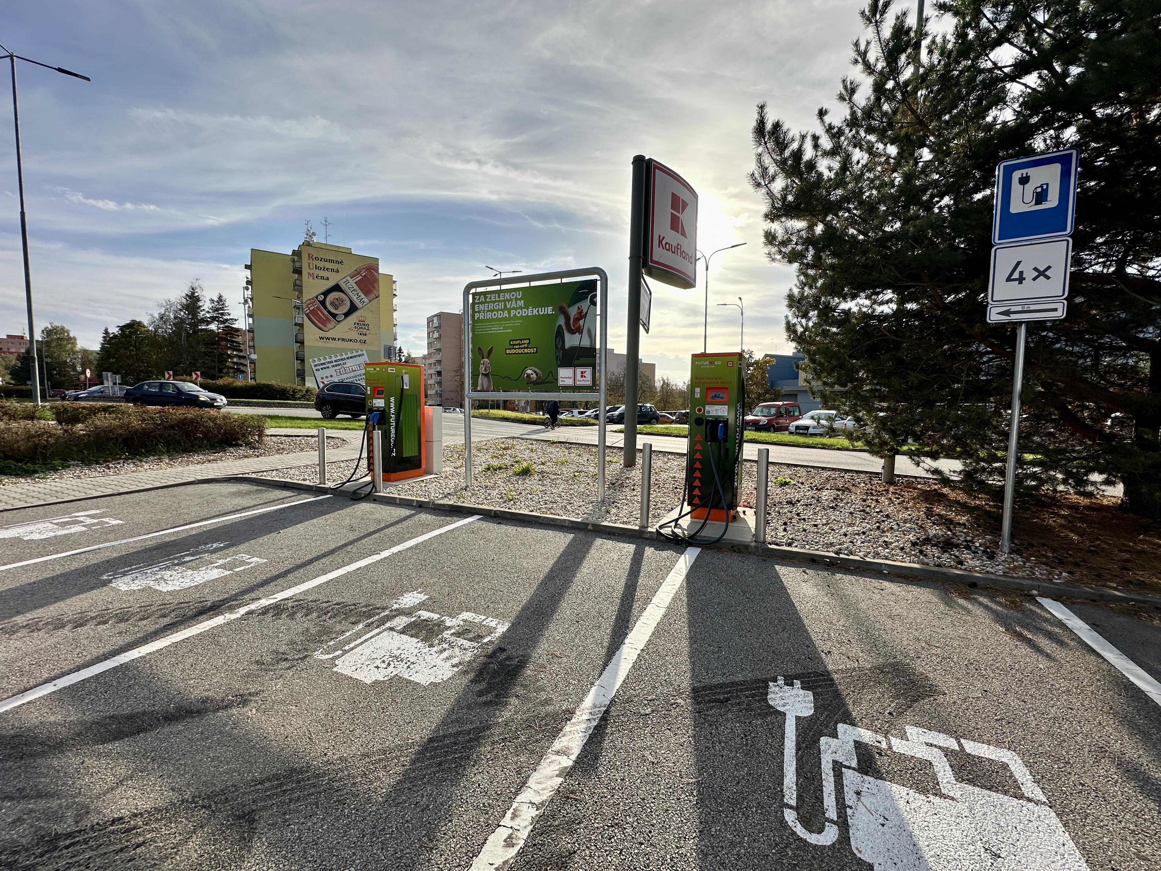Nabíjecí stanice ČEZ foto 3