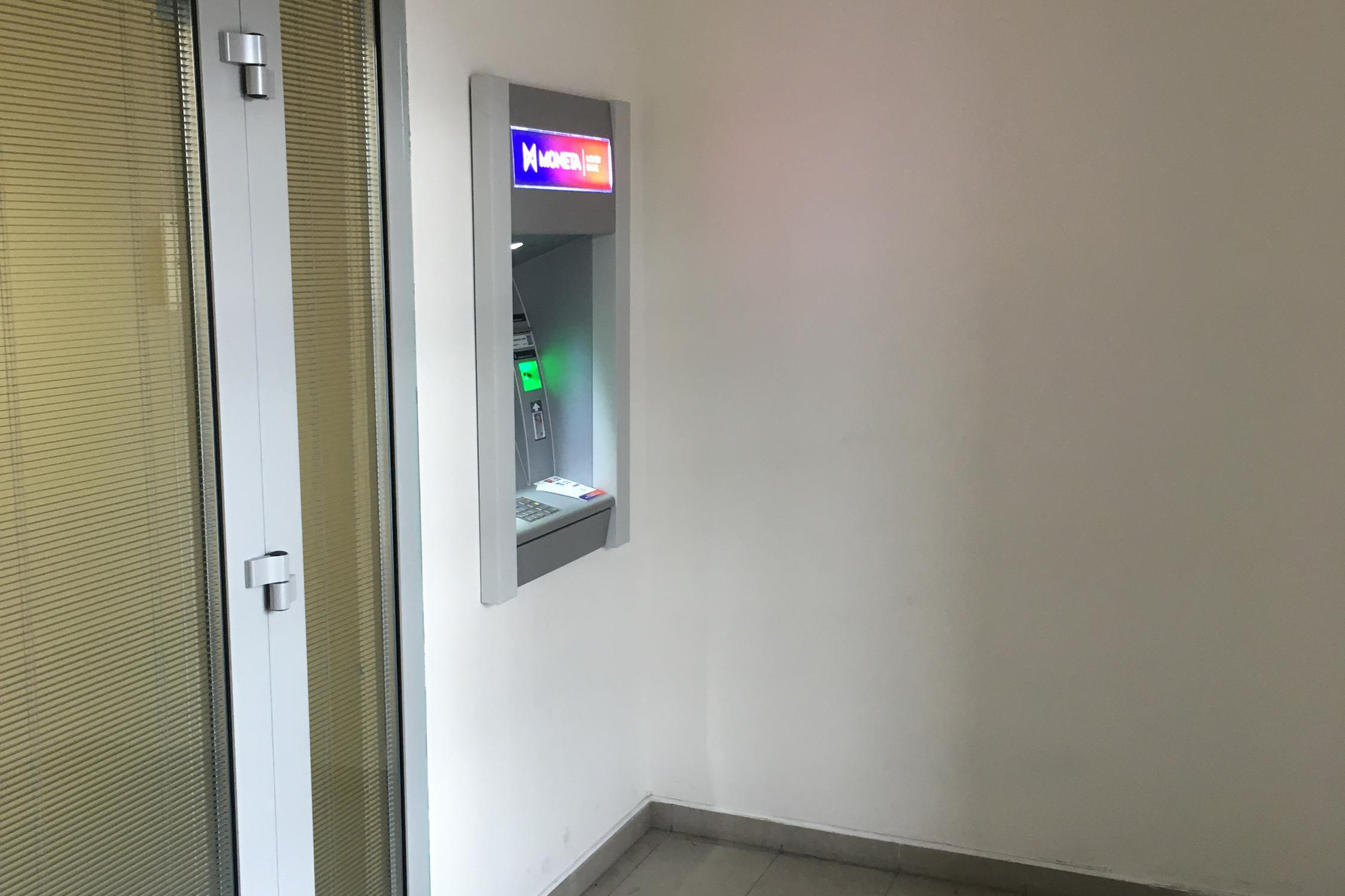 Bankomat MONETA Money Bank vkladový