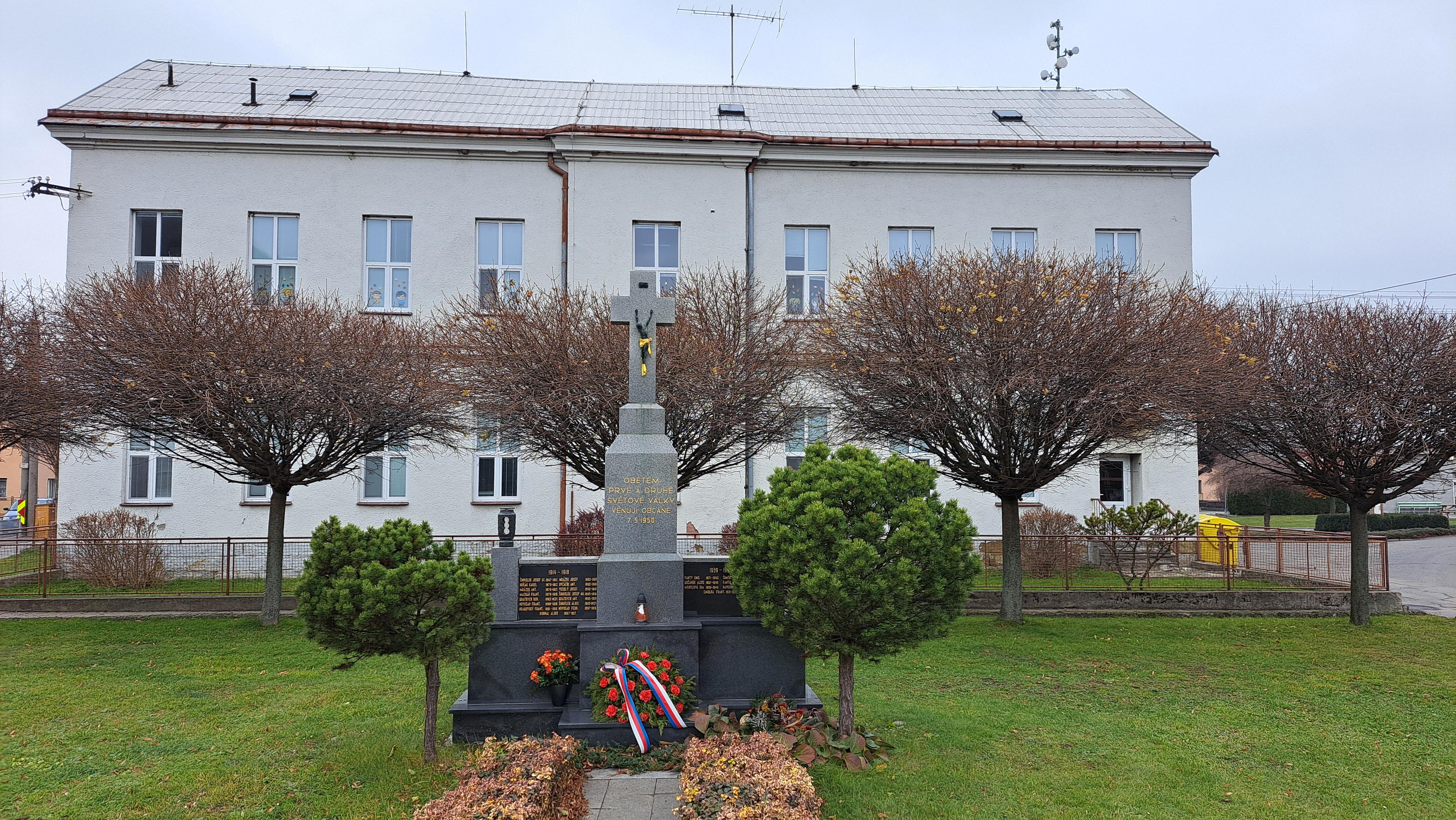 MŠ Podhradní Lhota foto 2