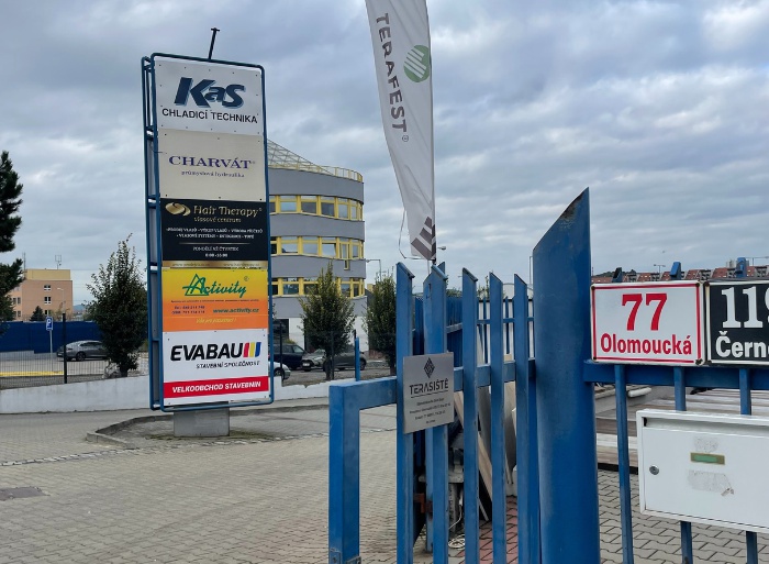 Vlasové centrum Hair Therapy s.r.o. - prodej vlasů foto 3