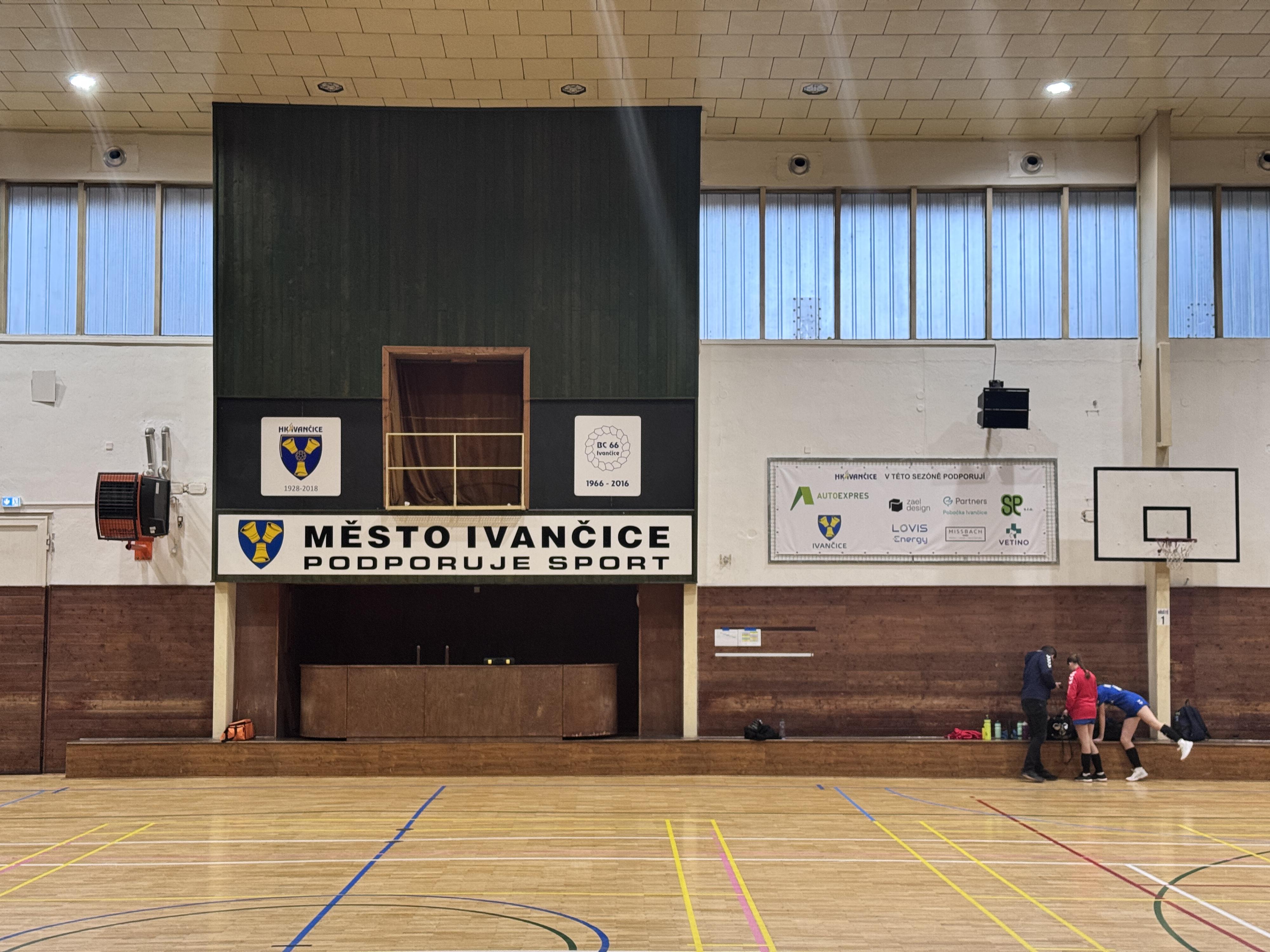 Městská sportovní hala Ivančice foto 2