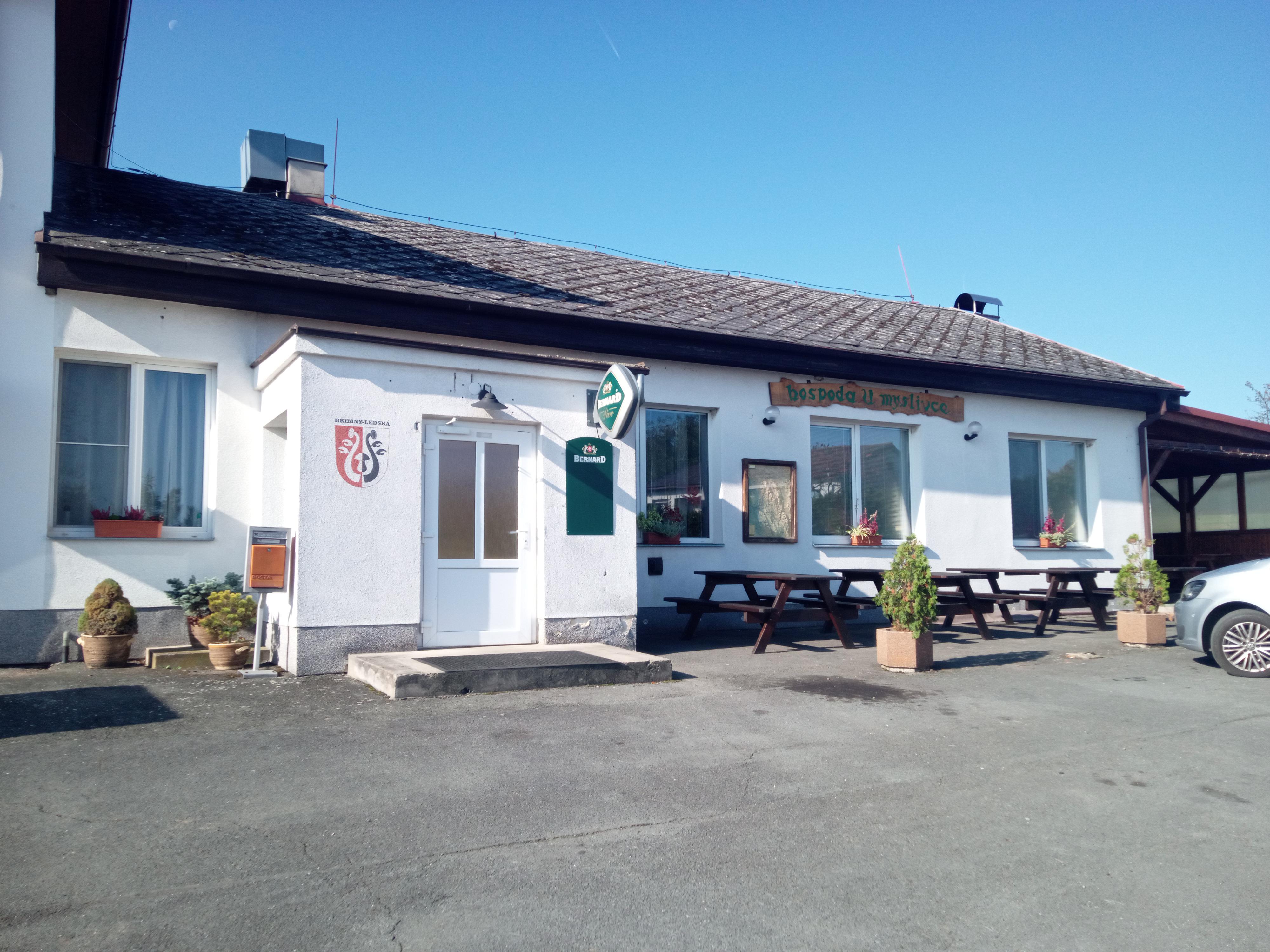 Hřibiny-Ledská - obecní úřad foto 2