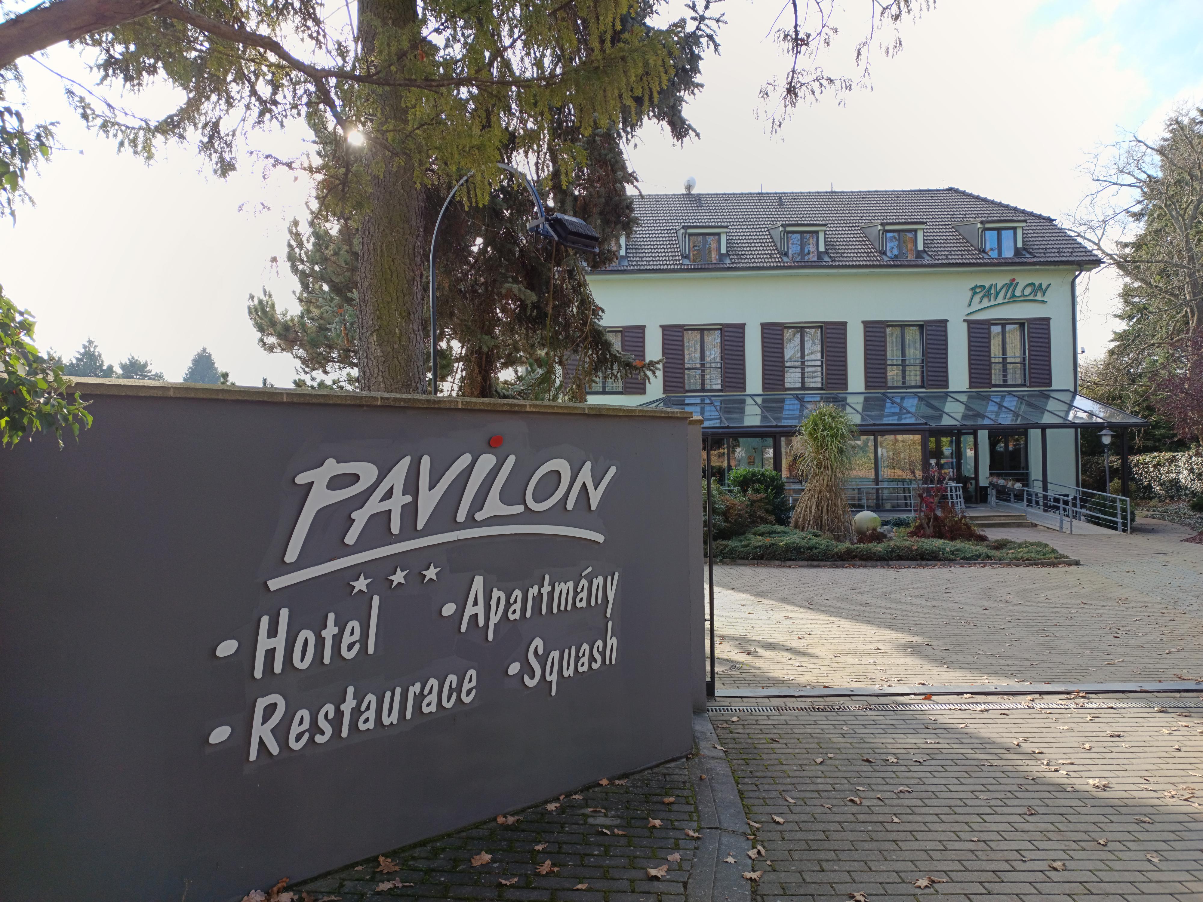 Hotel PAVILON foto 2