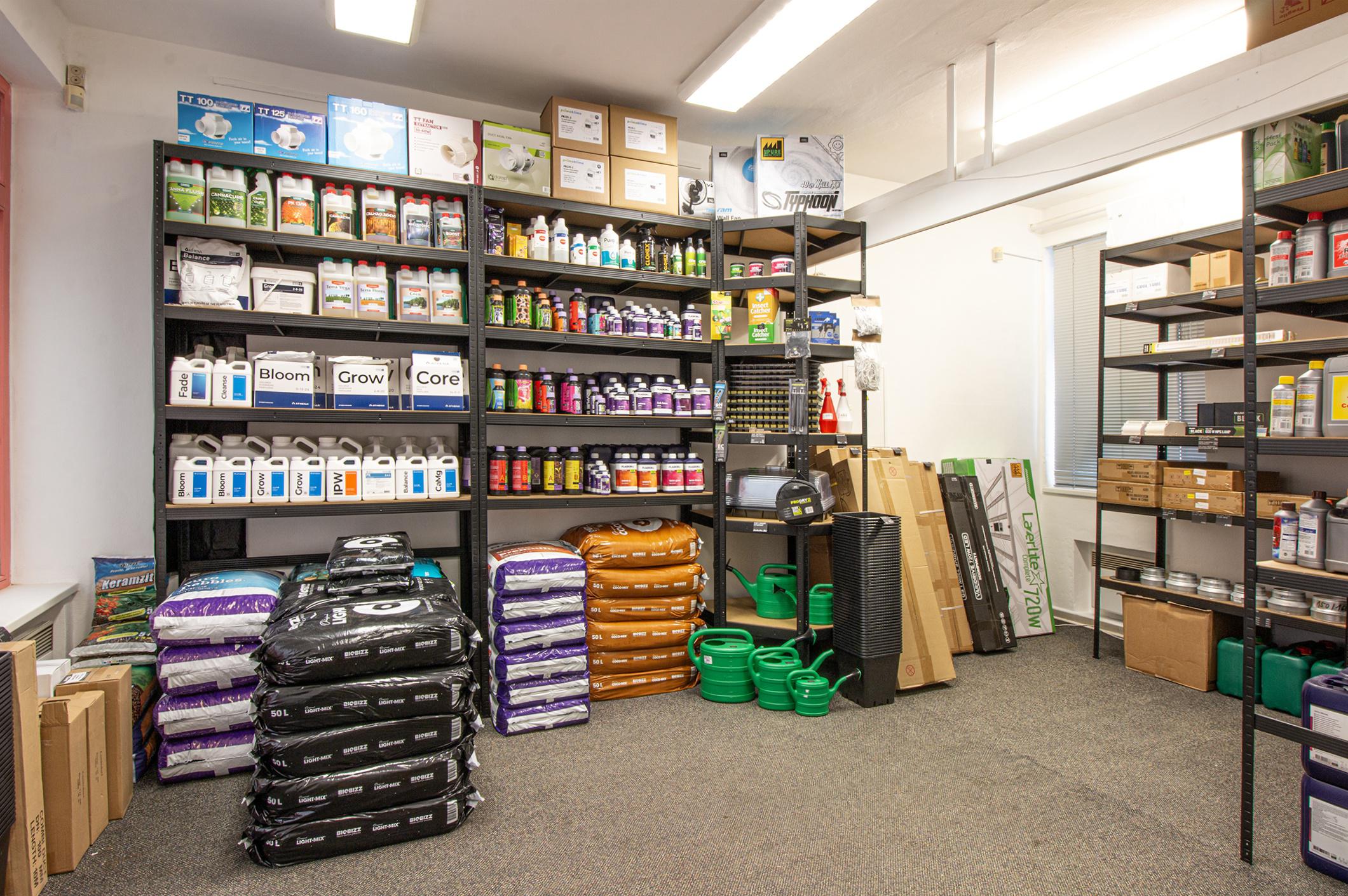 GREEN RABBIT GROWSHOP