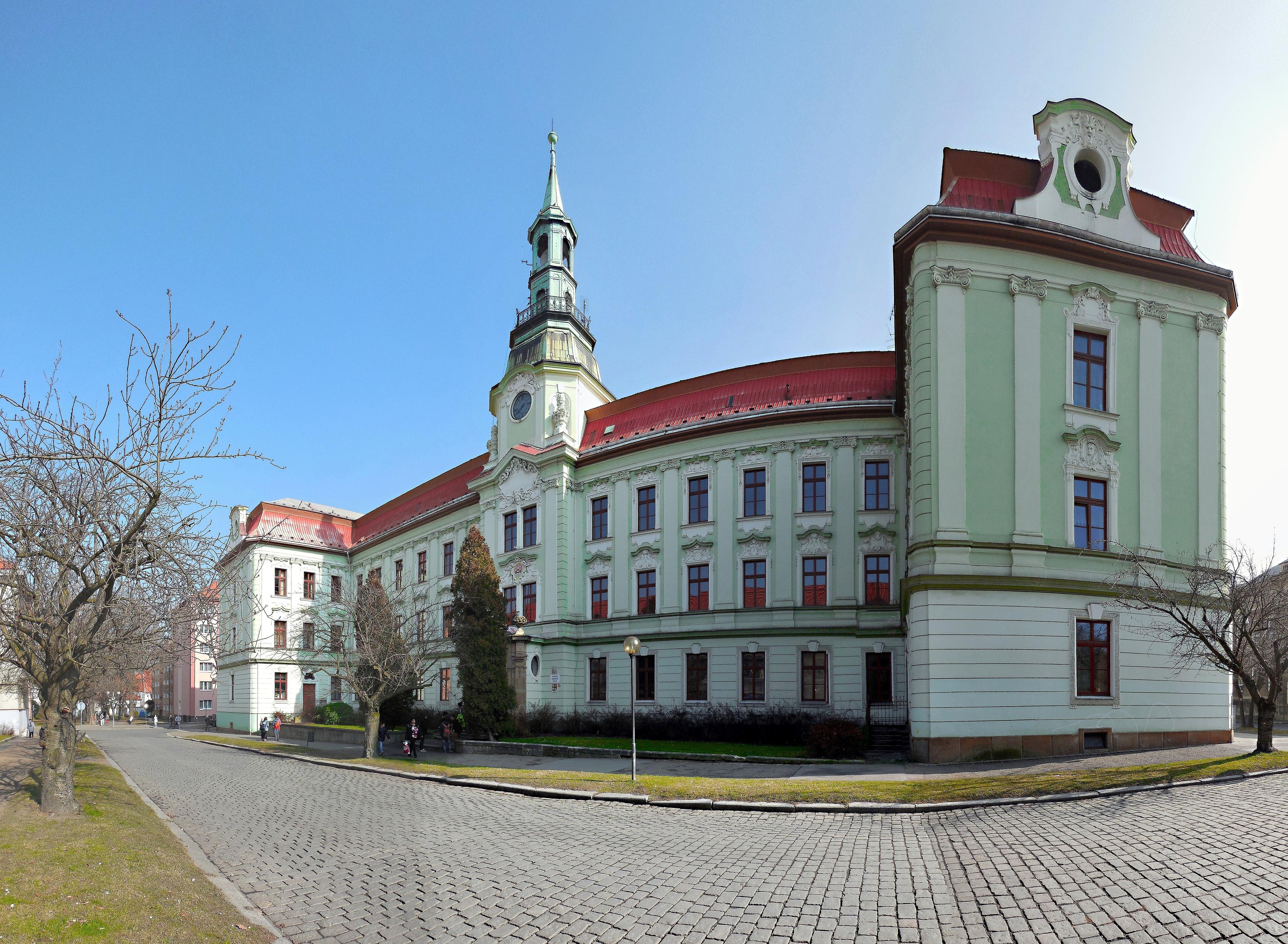 Gymnázium a Střední odborná škola Rokycany foto 5