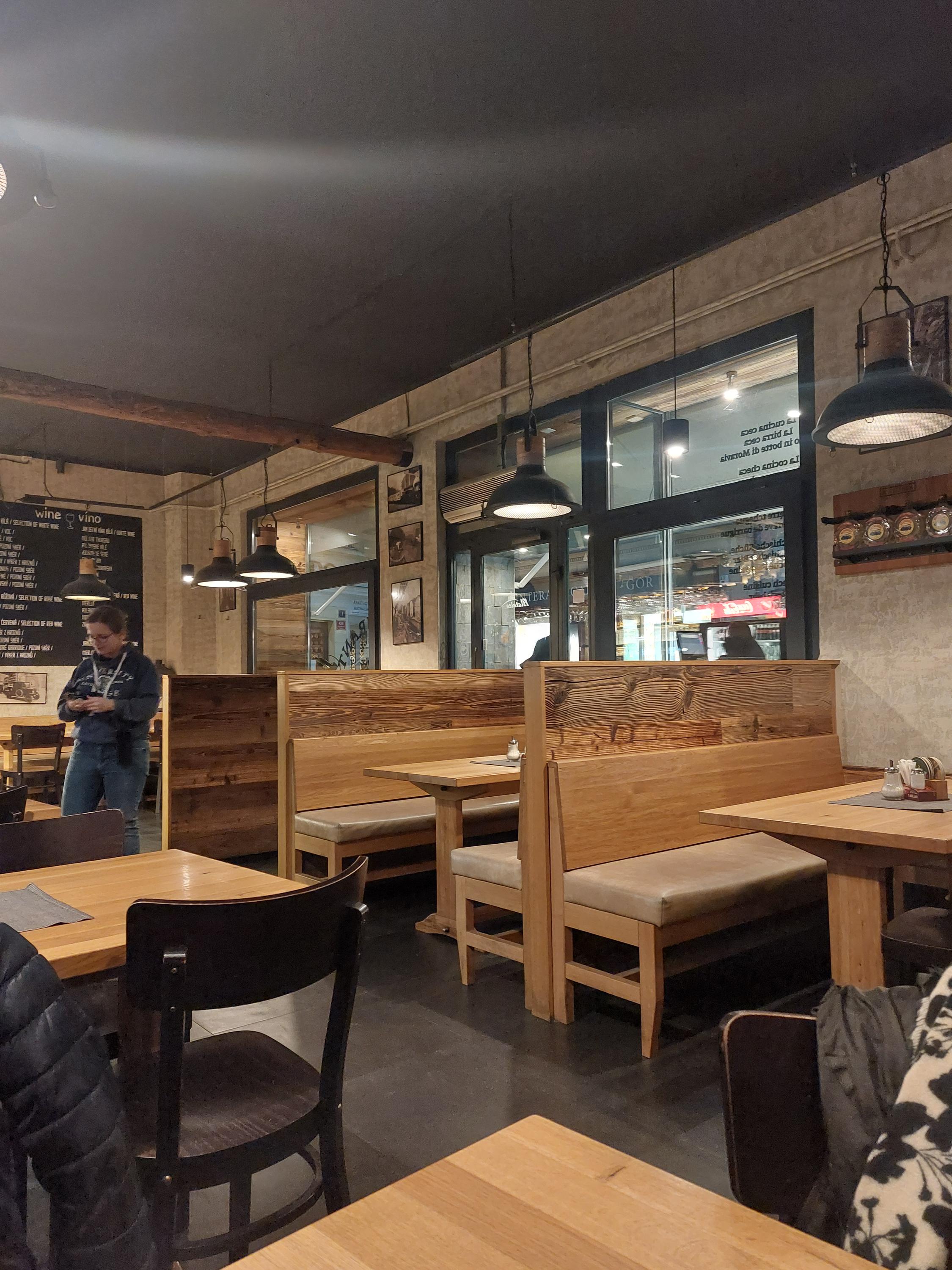 Restaurace Blatnice foto 3
