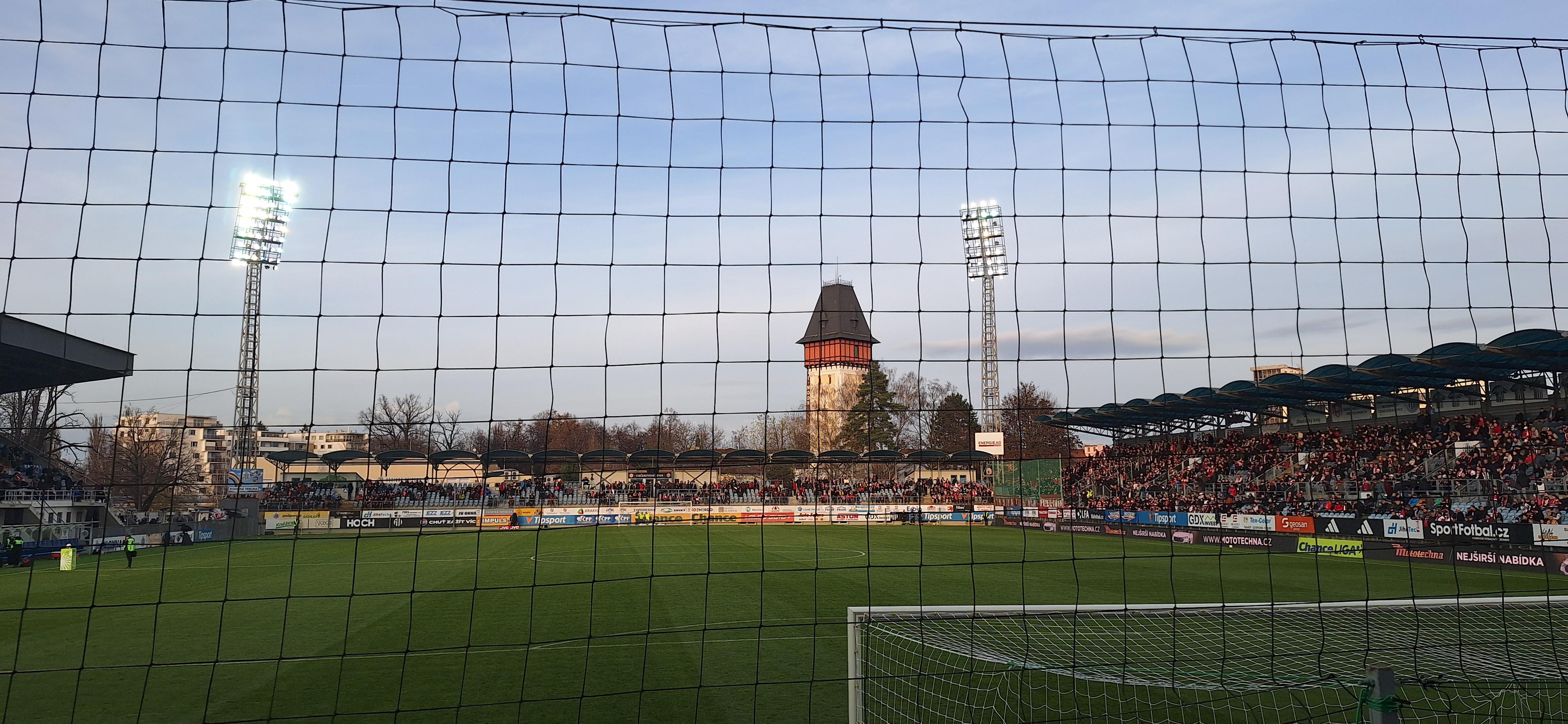 Fotbalový stadion Střelecký ostrov foto 2
