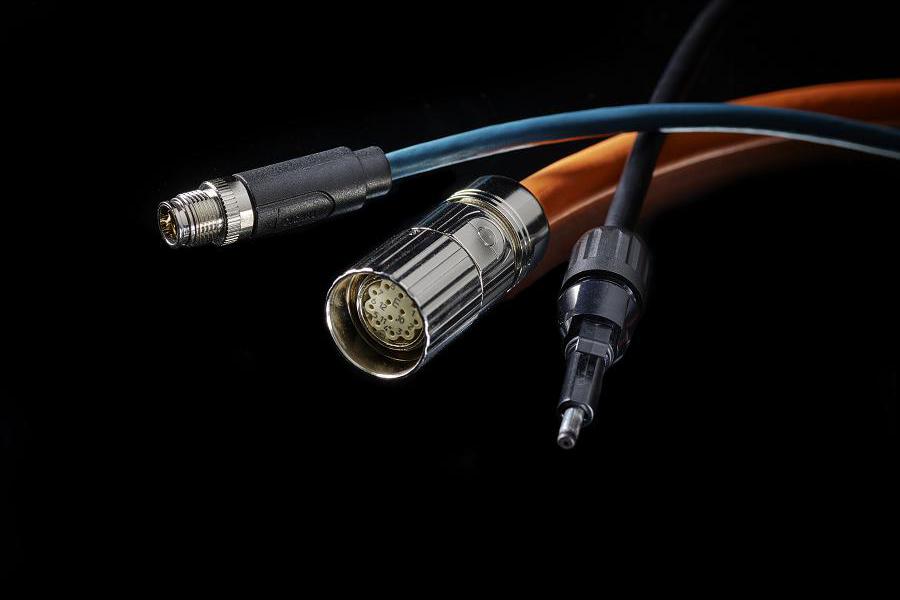 konektory & spojovací technika