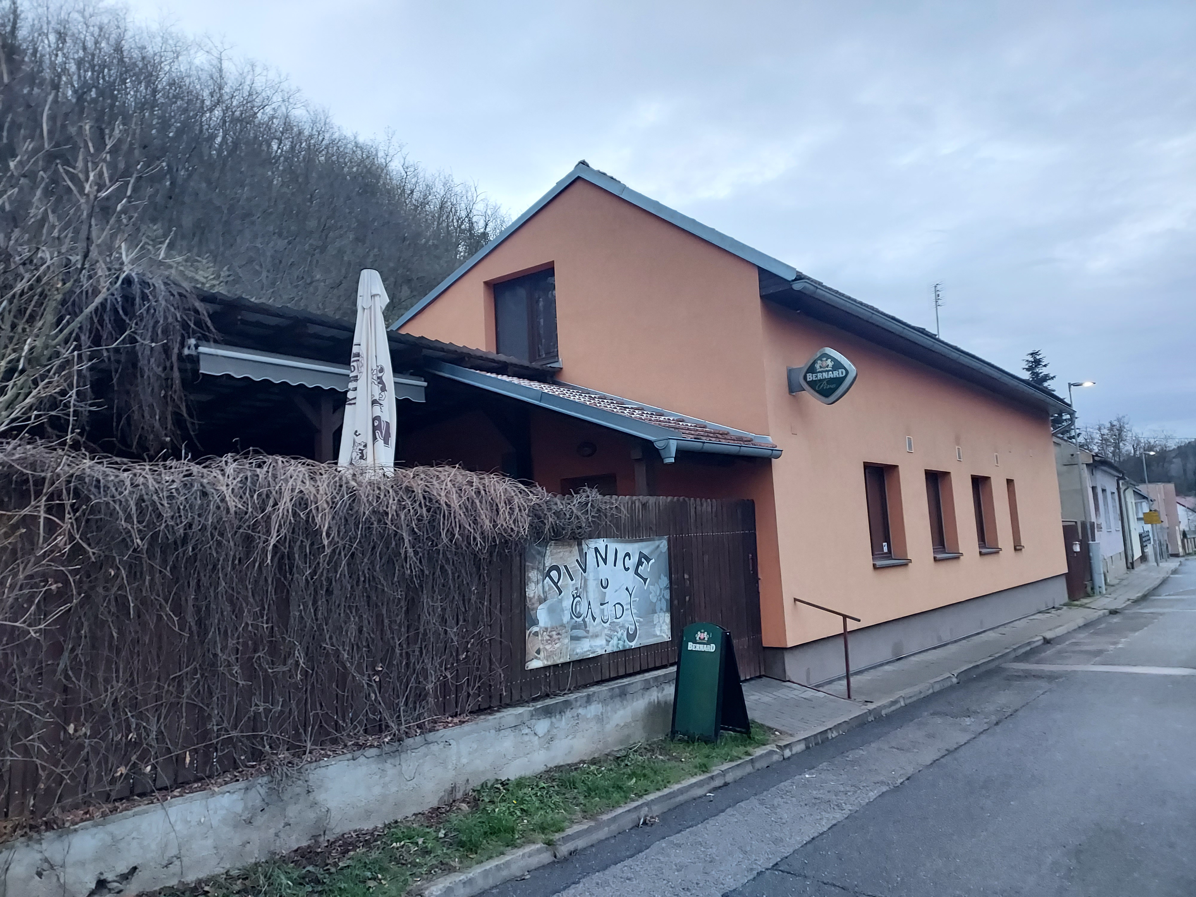 Pivnice u Čajdy foto 2