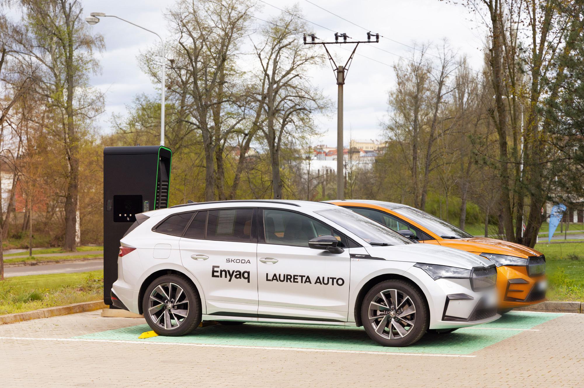 LAURETA AUTO - nabíjecí stanice