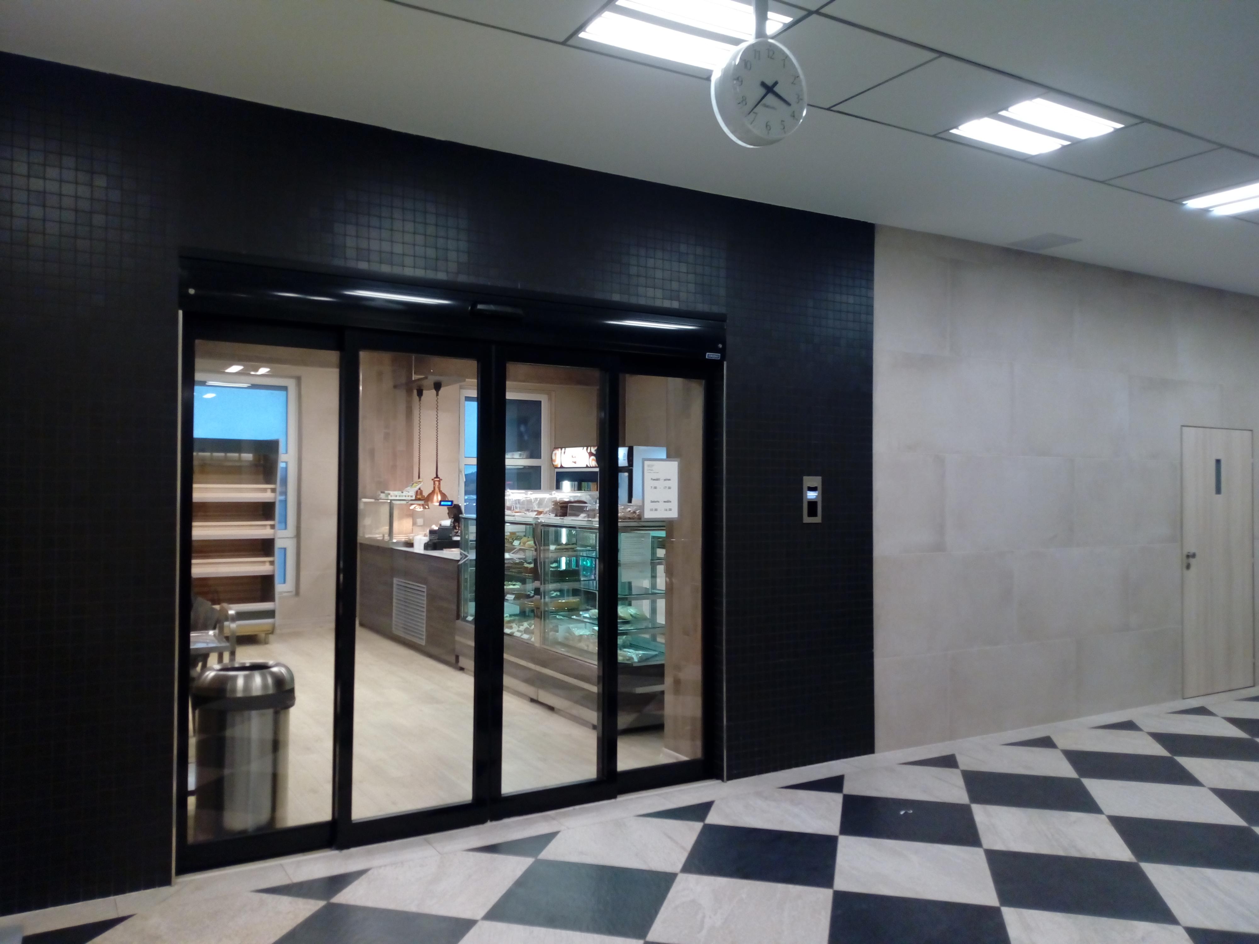 Kavárna Zavalianis Sweet