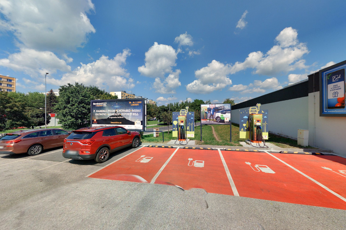 Nabíjecí stanice ČEZ foto 6