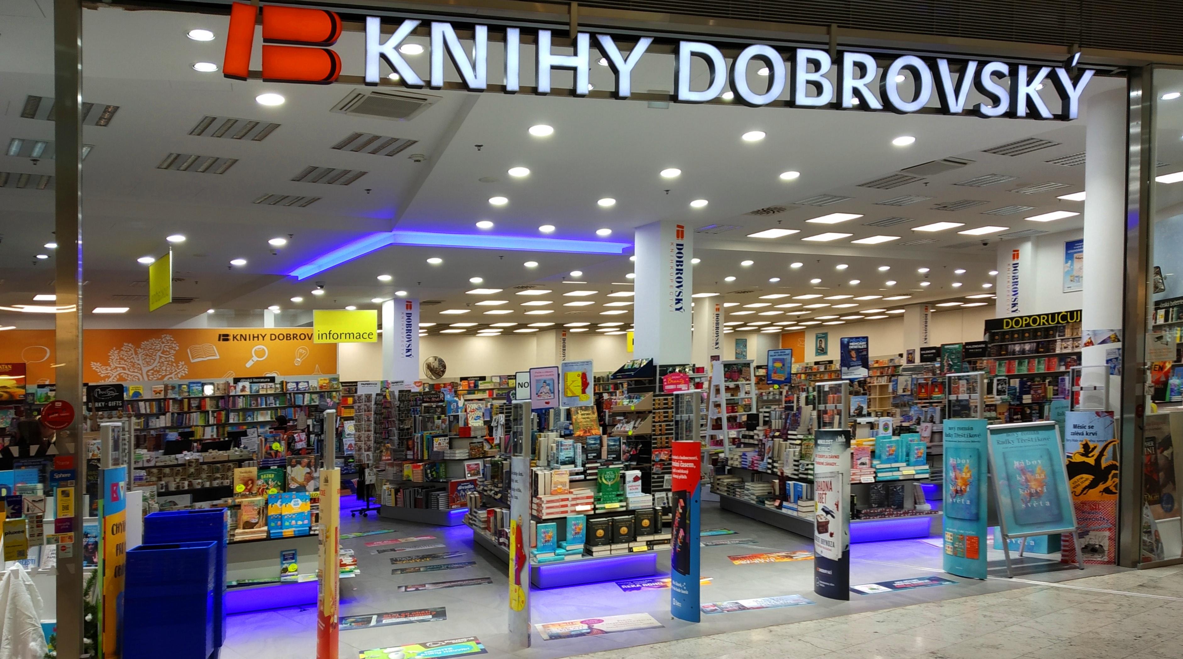 Knihkupectví Beta Dobrovský foto 3