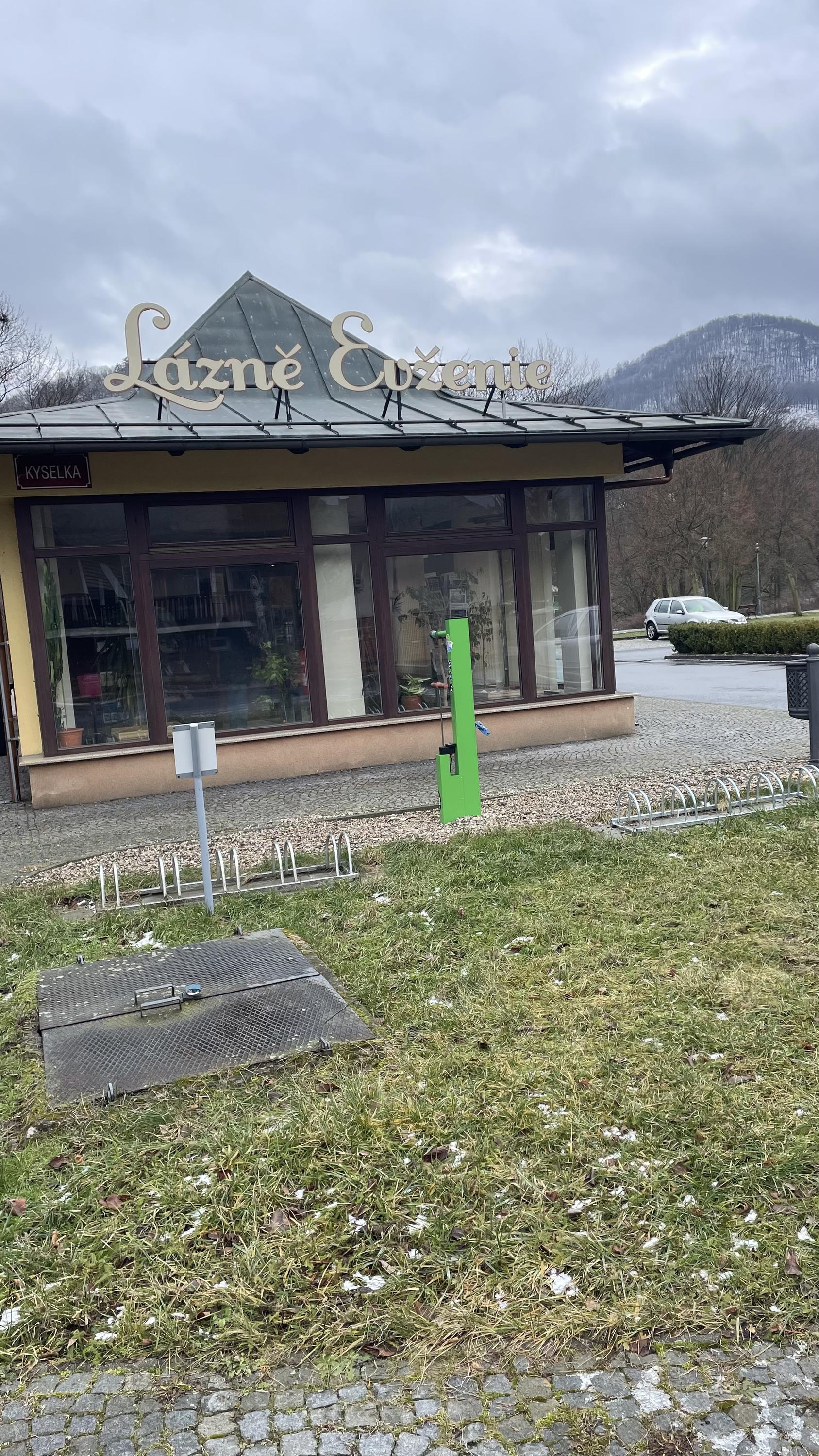 Informační centrum a stáčírna minerálních vod foto 4