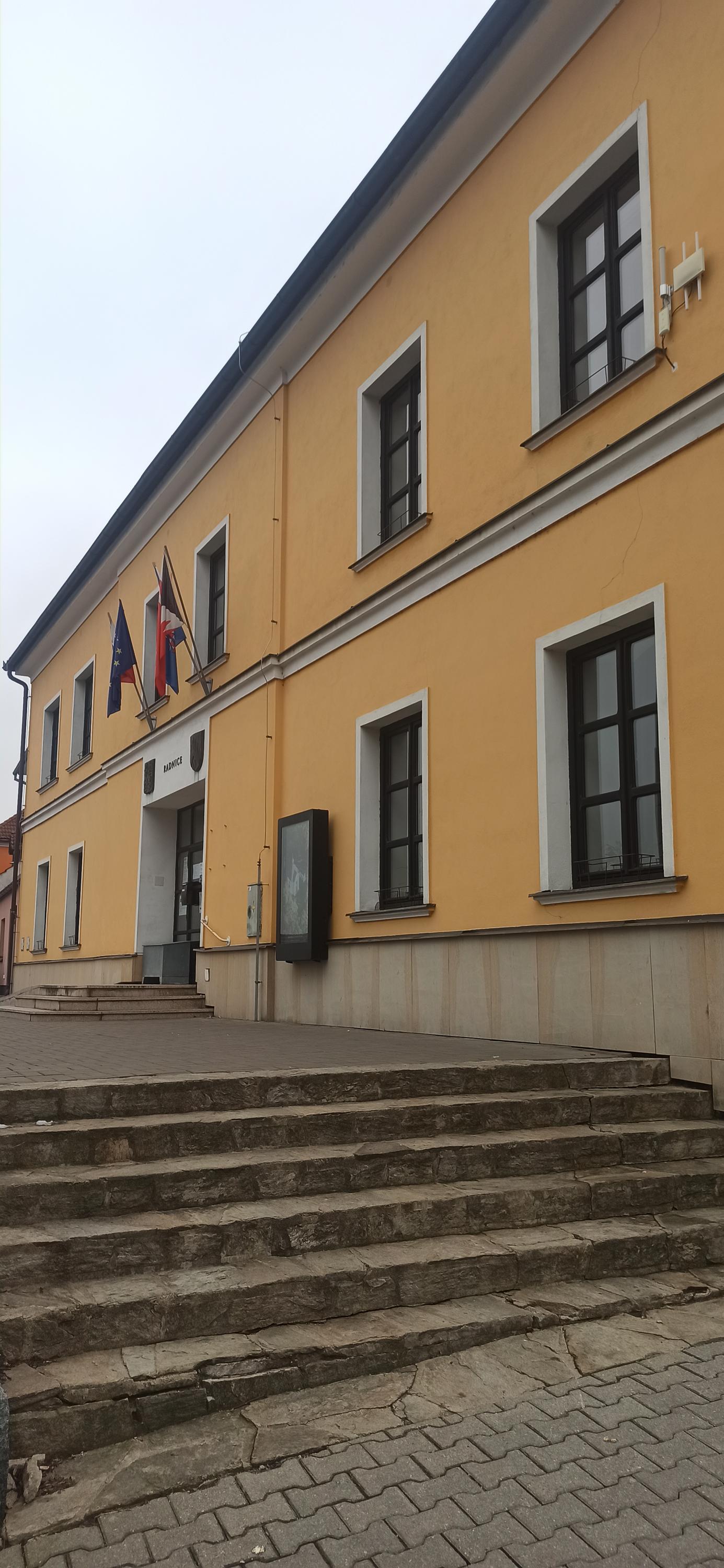 Černá Hora - úřad městyse foto 4