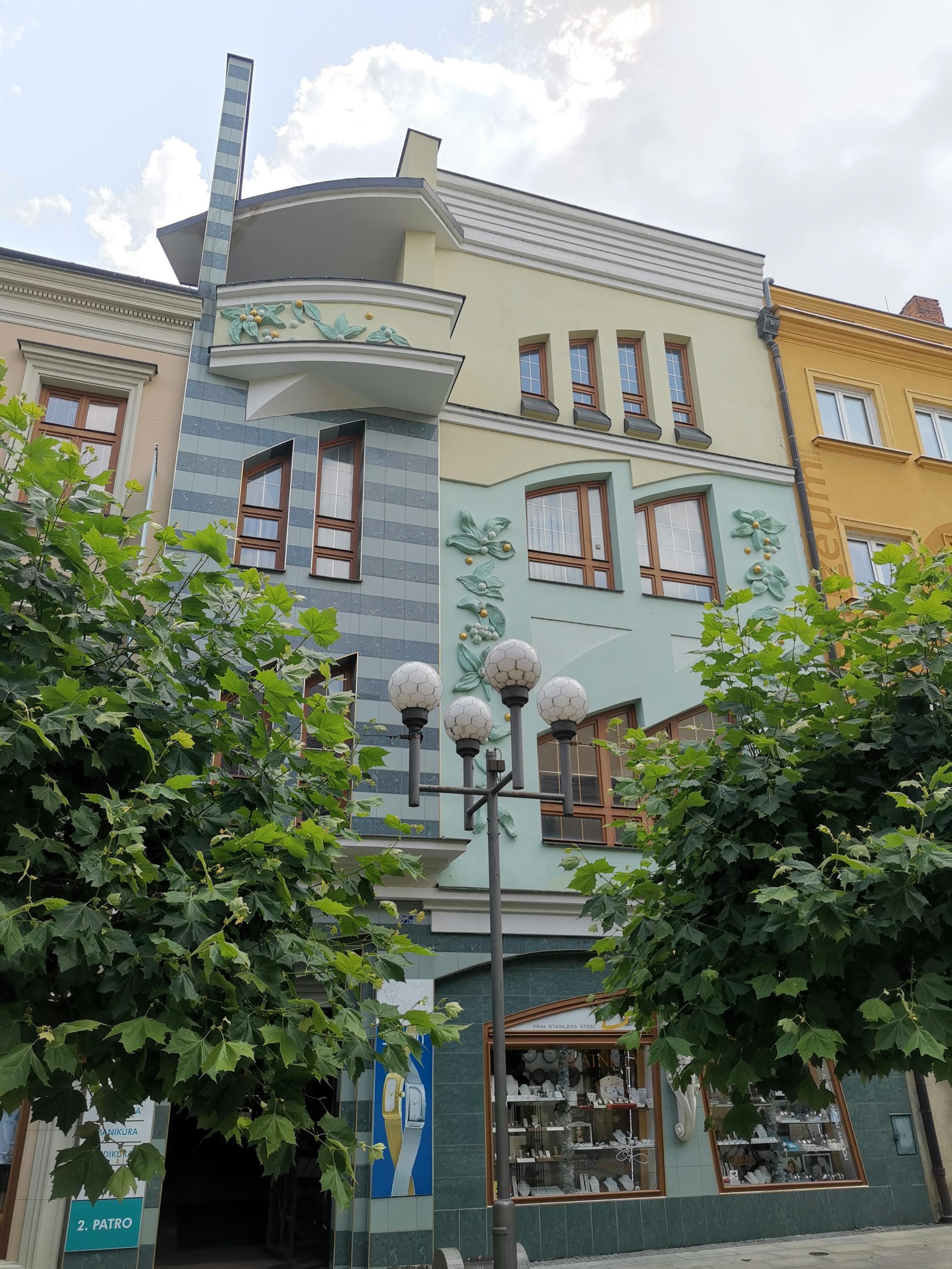 JUDr. Ivan Zimola - notář foto 2