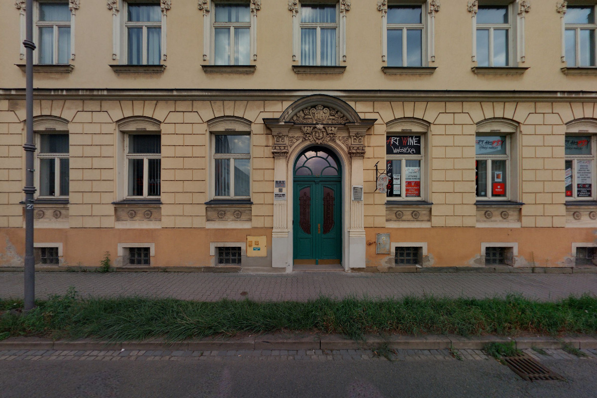 Rekonstrukce bytů - FAVORIT REAL foto 1