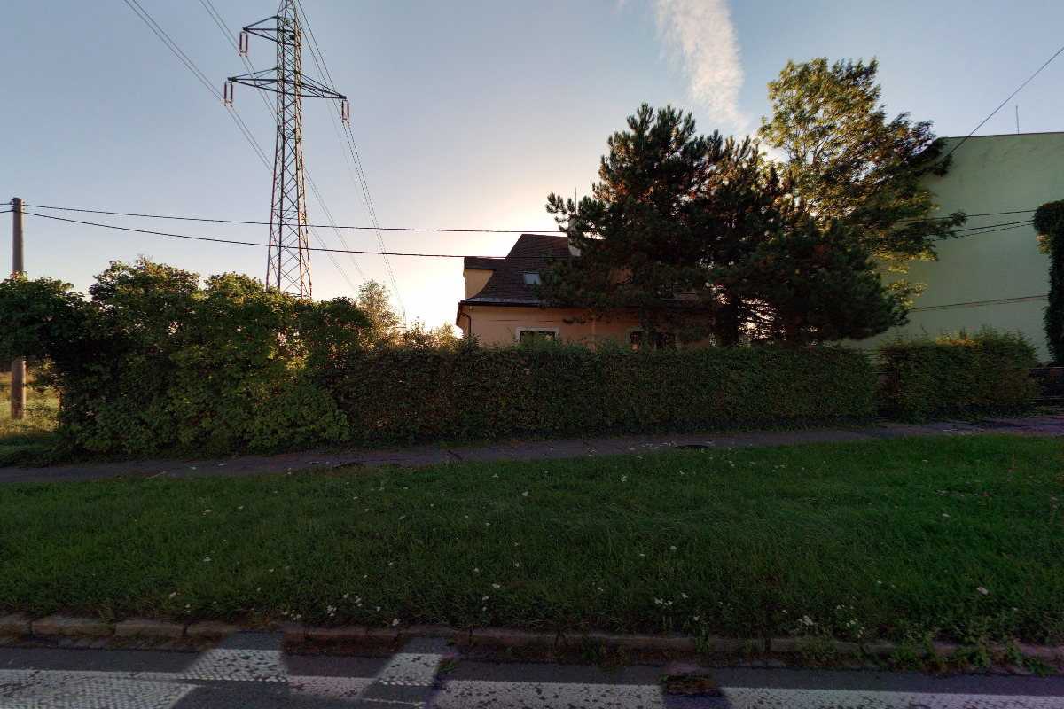 A - Z FINANCE i.c., s.r.o.