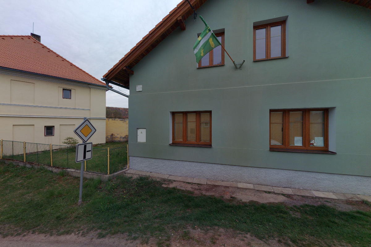 Mišovice - obecní úřad foto 2