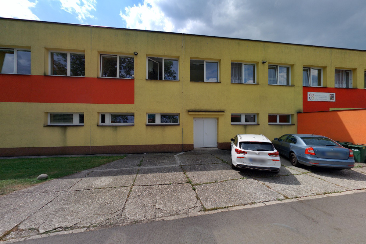 Dům dětí a mládeže, Ostrava - Poruba foto 2