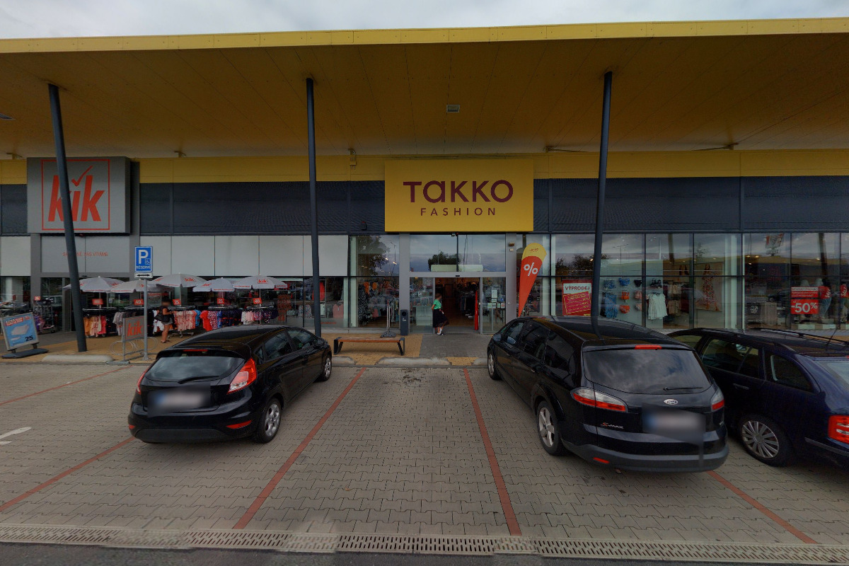 TAKKO FASHION foto 2