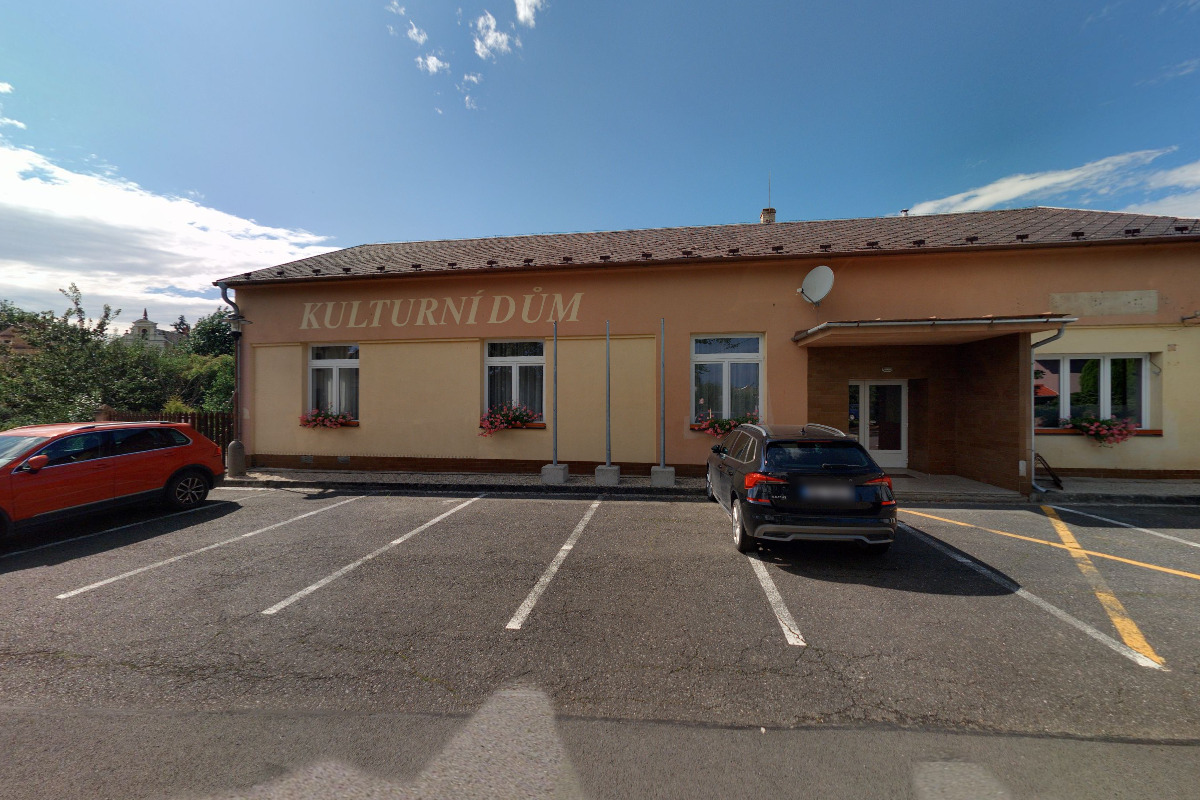 Kulturní dům Milostovice