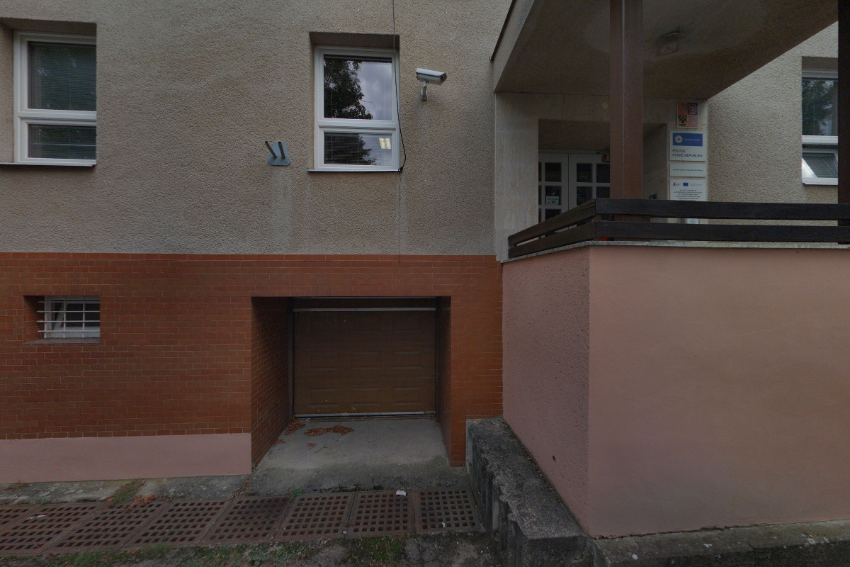 Policie ČR - Obvodní oddělení Hluboká nad Vltavou foto 3