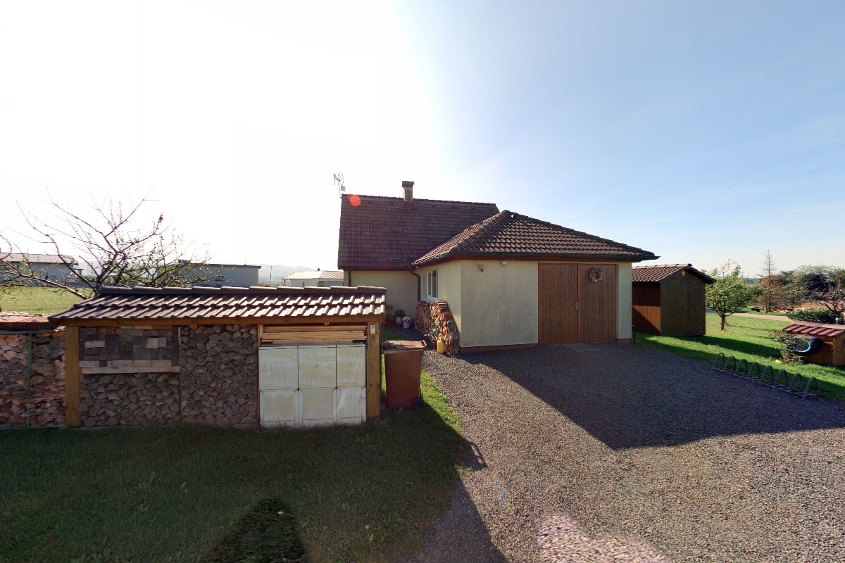 Jazyková škola HOUDEK, překladatelský servis foto 2