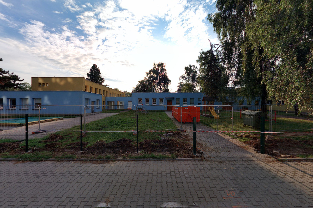 MŠ Ostrava - Hrabůvka, Adamusova foto 2