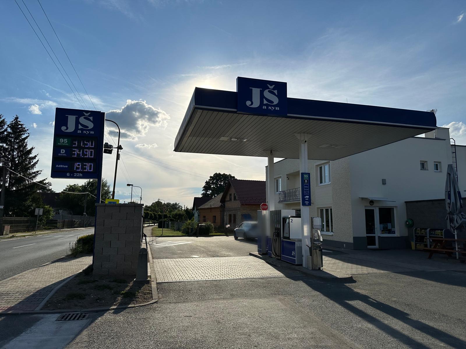 Dobíjecí stanice ČEZ foto 3