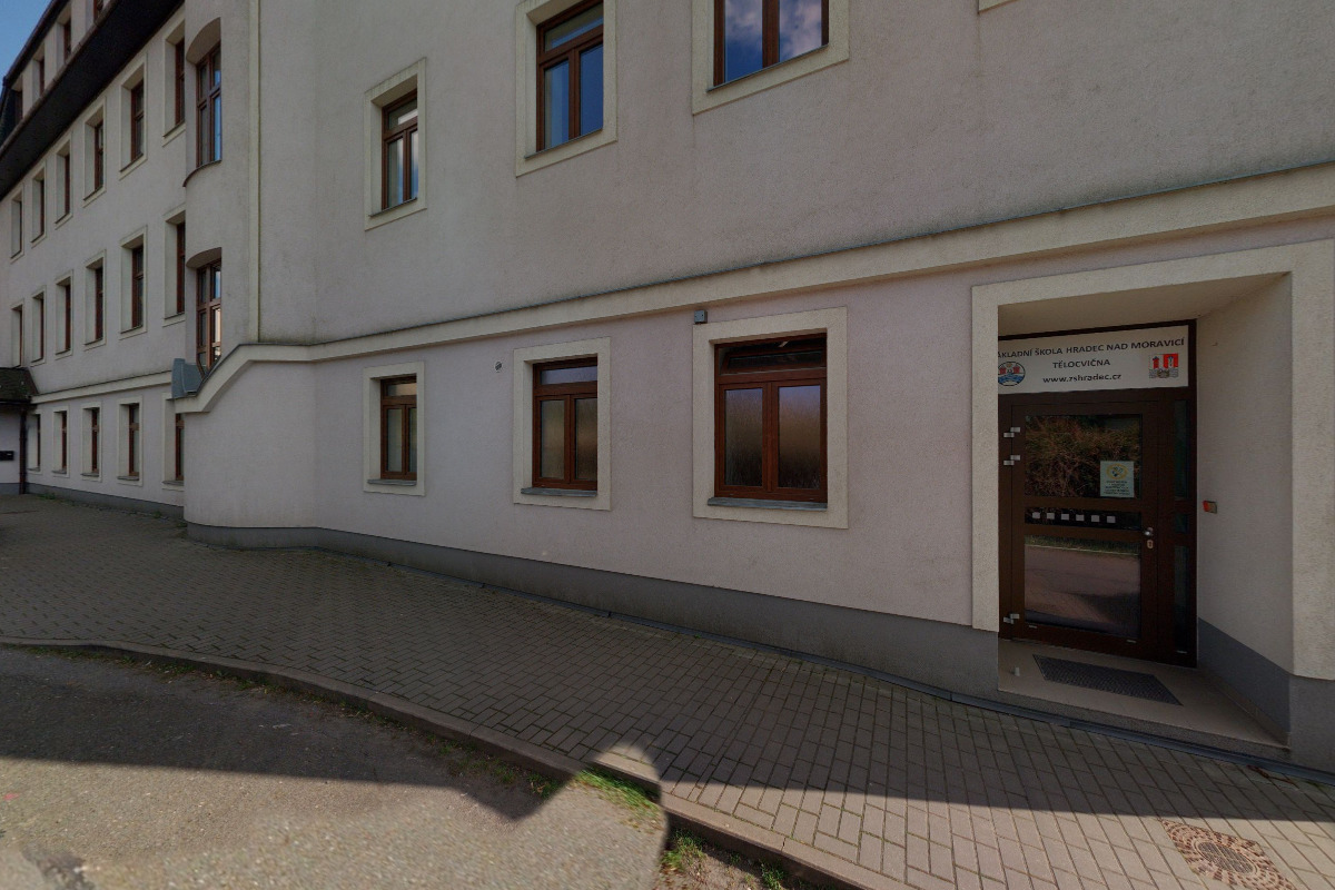 ZŠ Hradec nad Moravicí, Opavská foto 4