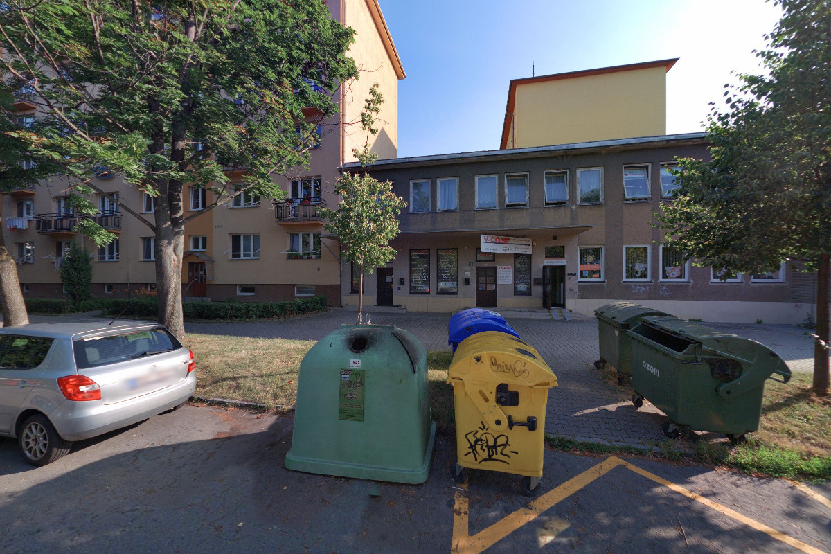 Stomatolog MUDr. Jiří Březina foto 2