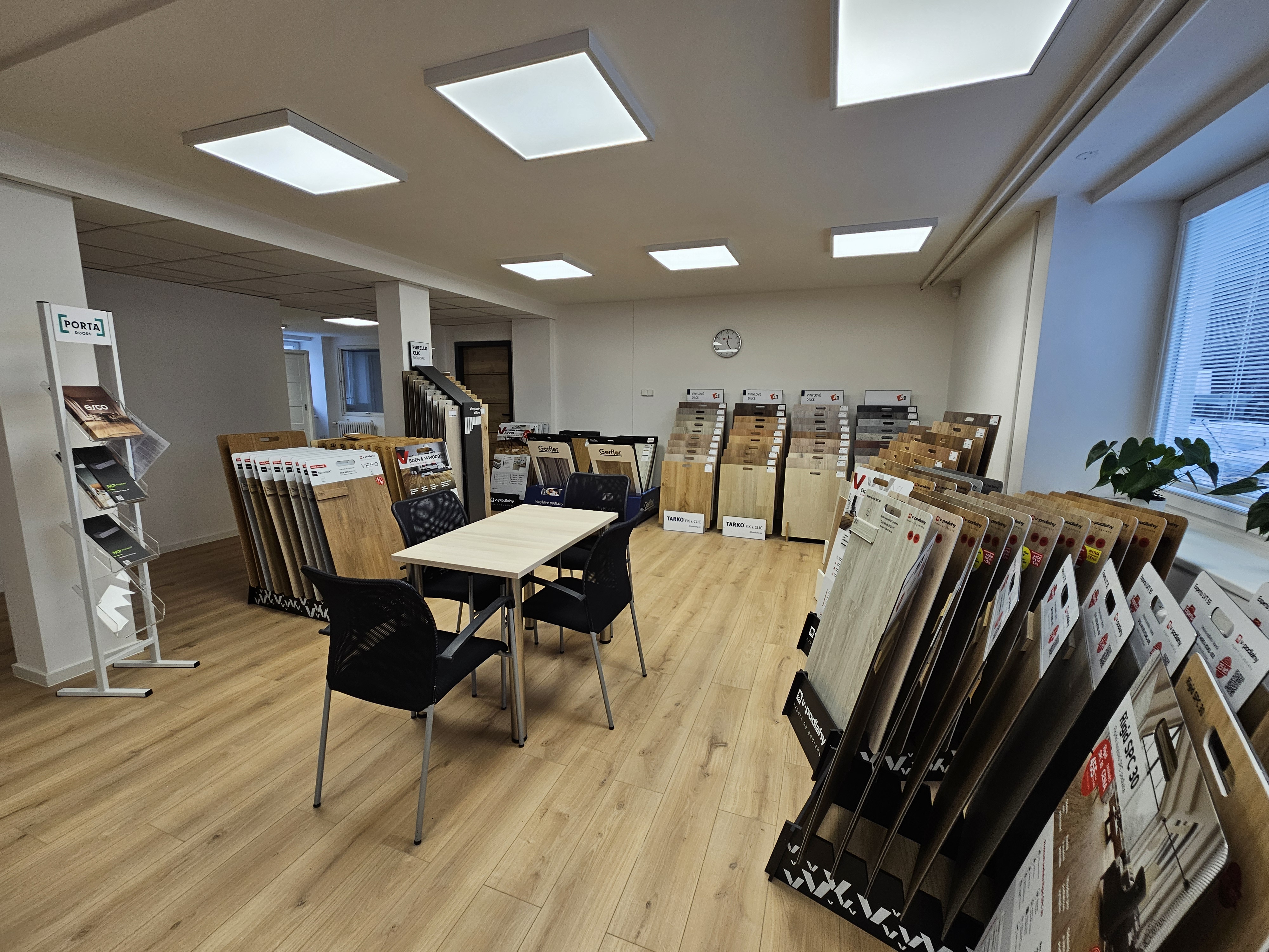 PRO-DOMA Dveře, podlahy foto 3