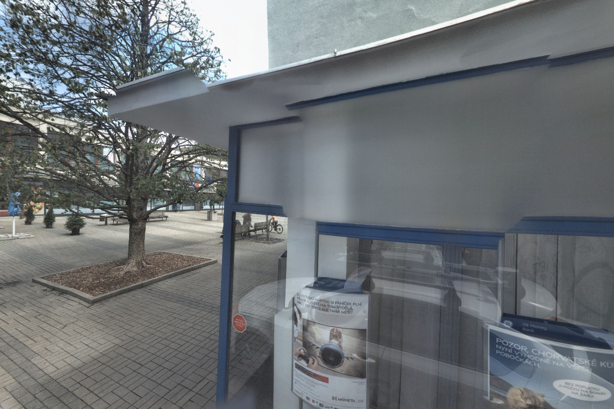 Bankomat UniCredit Bank Czech Republic foto 2